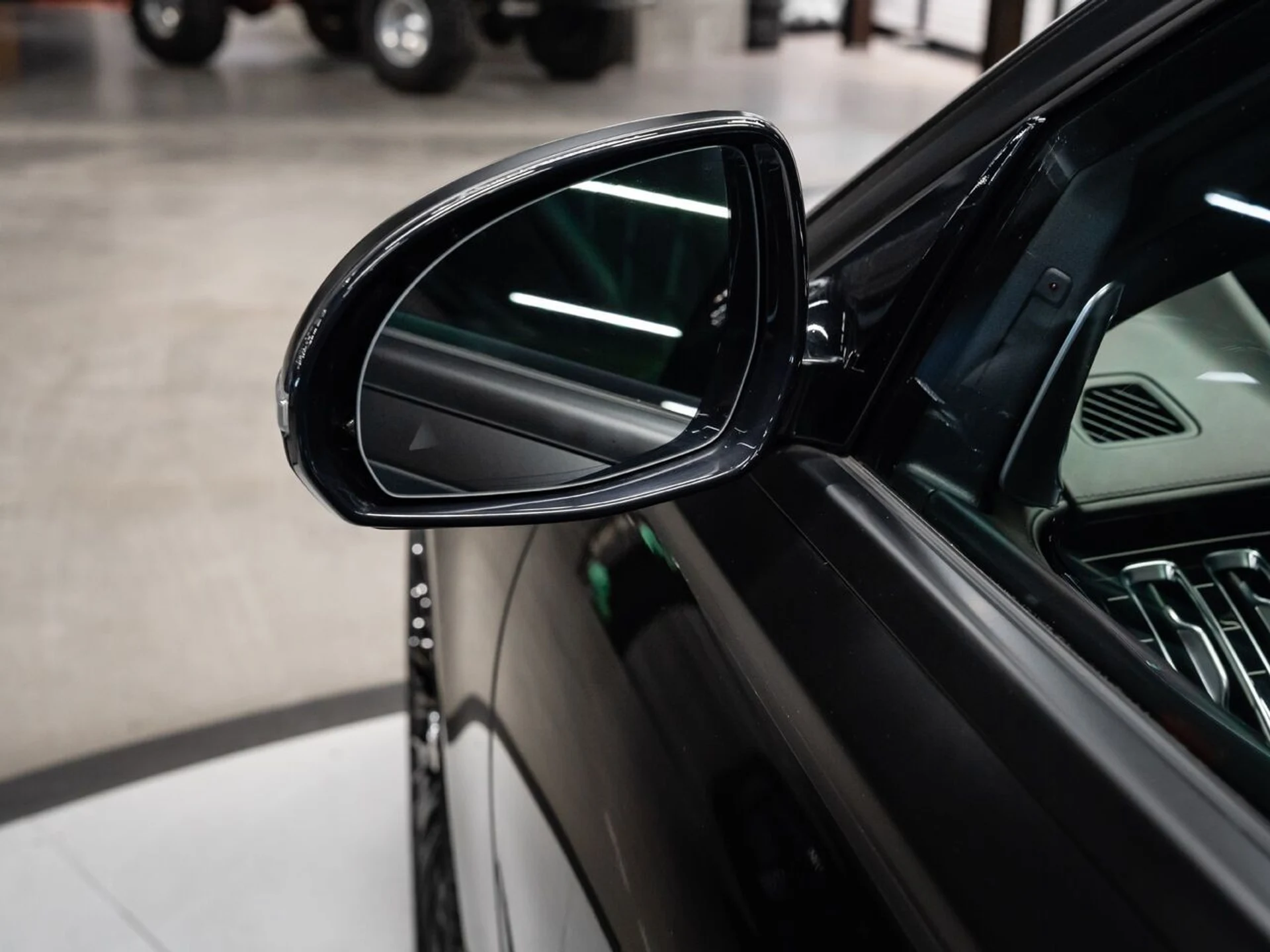 mph020_3725109086_mercedes_benz_s_class_2023_3143077cfc