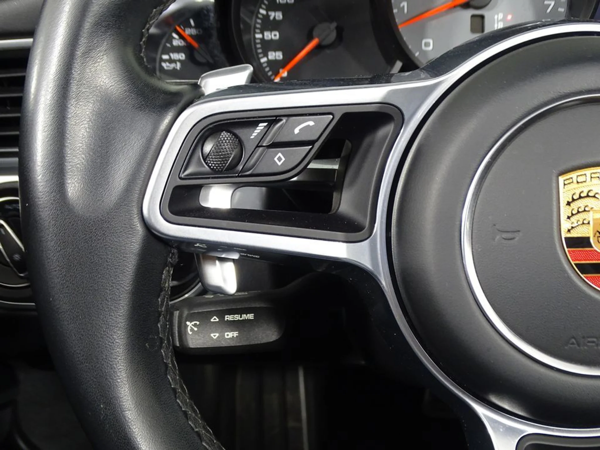 mph020_3732107851_284f569ac5db17e3304167cca47dbfbex_7af579cfb0