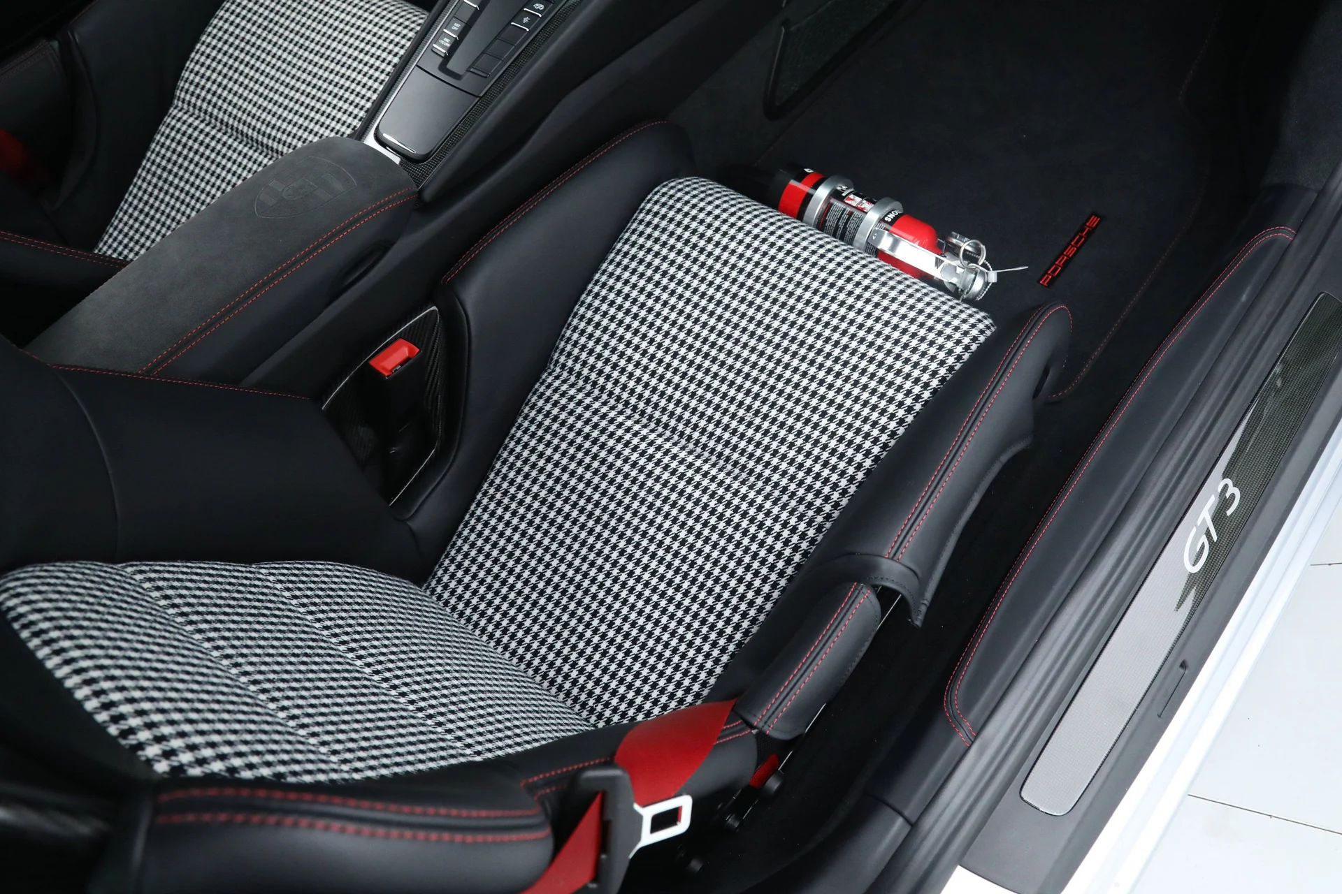 mph020_3734062929_df92e8fae63cdca33459228d61dd46c3_2eda2a2fd0