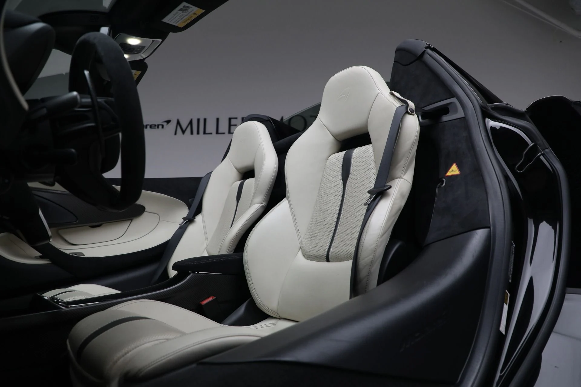 mph020_3737407820_Used_2018_Mc_Laren_570_S_Spider_8c5999b175