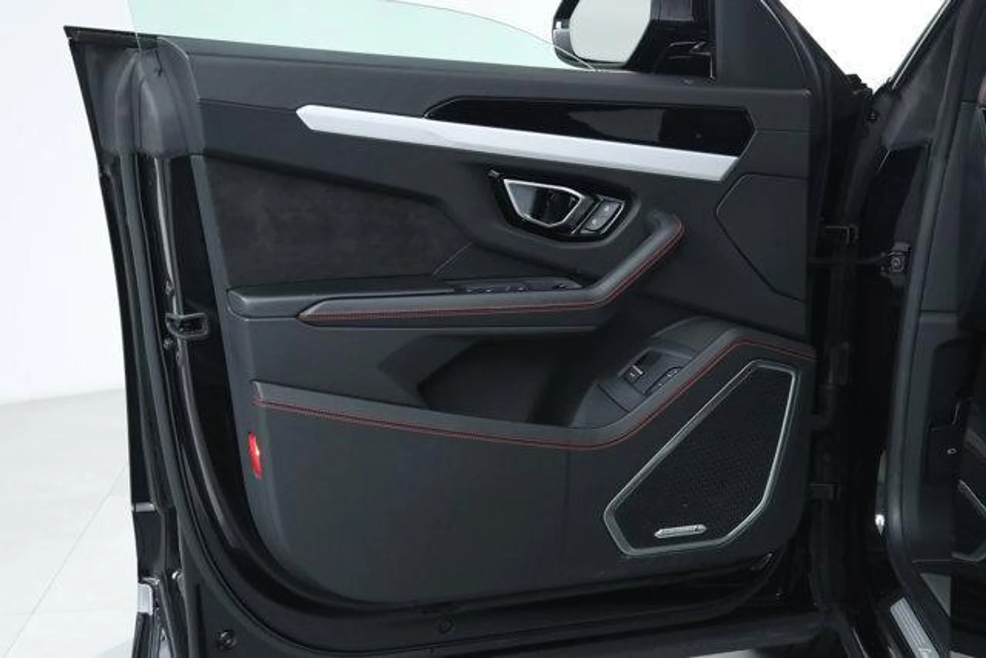 mph020_3740242233_x1l_Da_H_tt_LWGV_Uk_G0_FQCS_0_H_5d_I_e9c8d1f46c