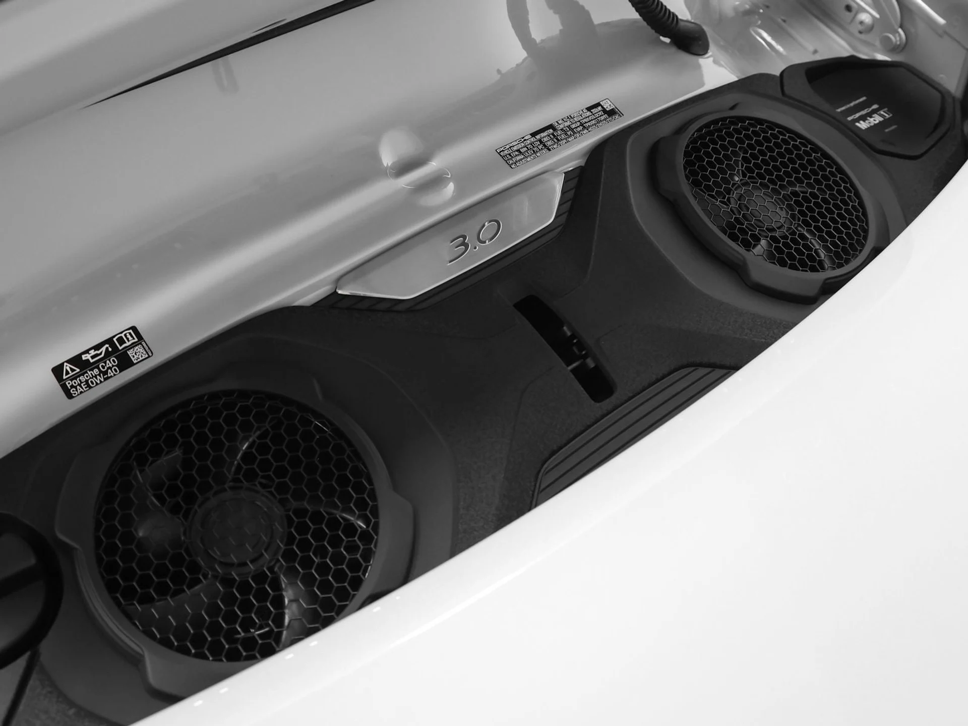 mph020_3741542801_21_52518fcb1d