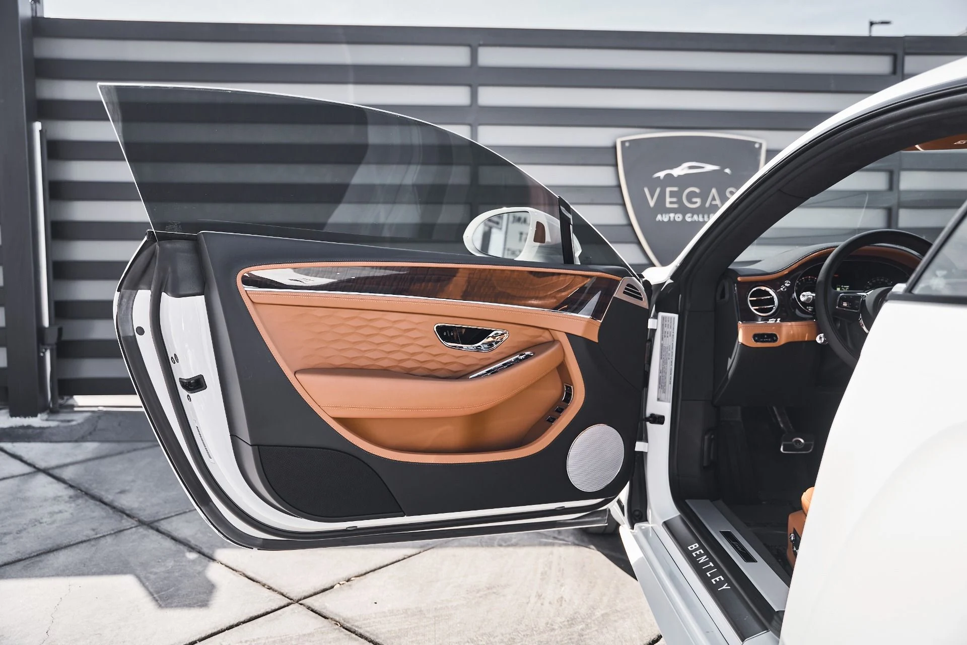 mph020_3748365680_Used_2025_Bentley_Continental_GT_Speed_1775343839_d71823fef4