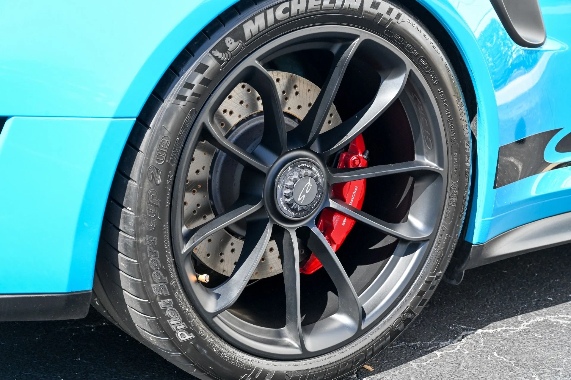 mph020_3748376181_Used_2019_Porsche_911_GT_3_RS_1772736329_375f85953f