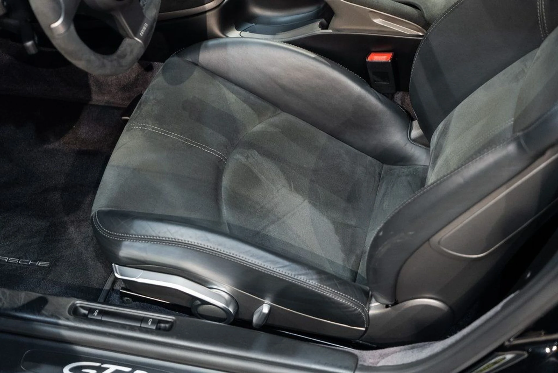 mph020_3748769485_c8383ba9f5eb1cb2f90f4aef200ed4e0_78a562b639