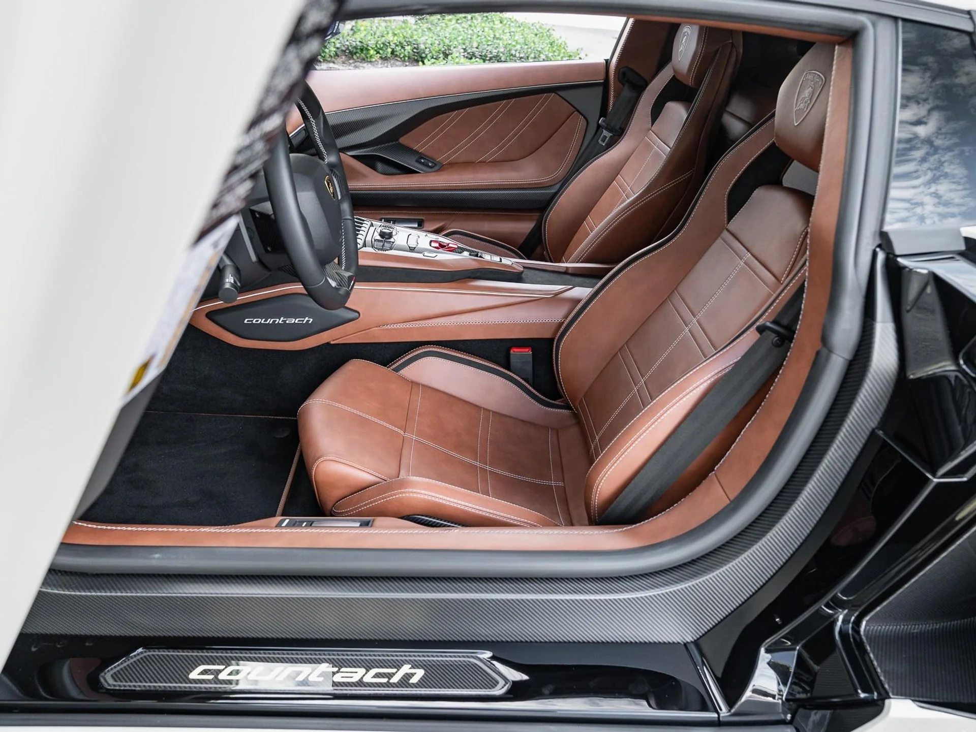 mph020_3750101339_Used_2022_Lamborghini_Countach_1764619708_76e3910bf5