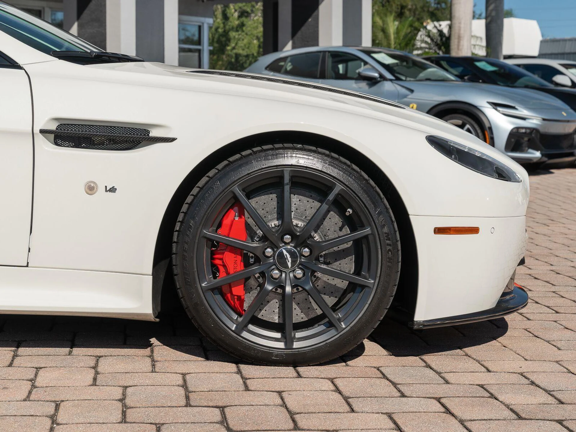 mph020_3756484724_Used_2017_Aston_Martin_Vantage_S_1792786090_7967ee7b72