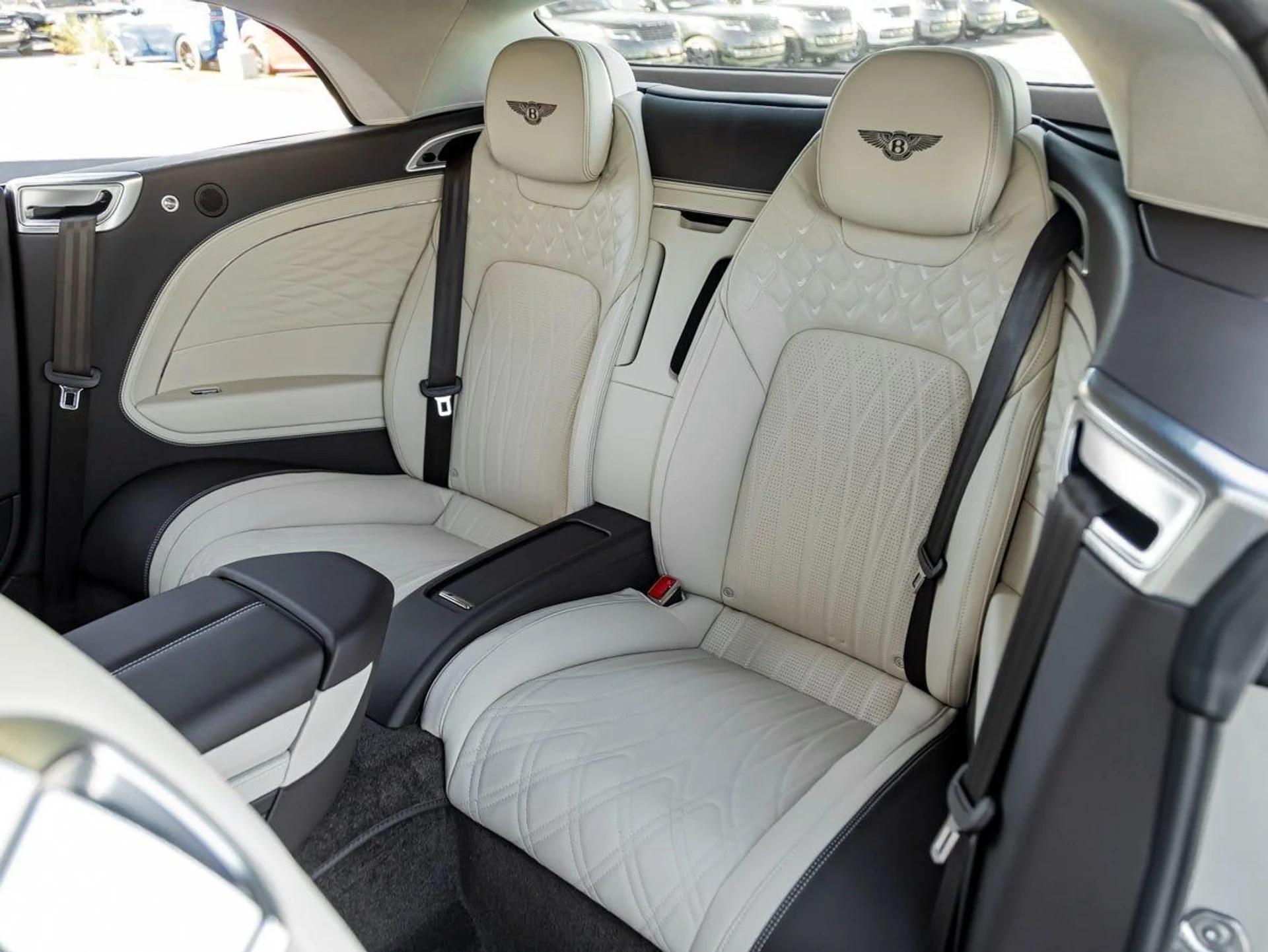 mph020_3756588103_21_7826db376a