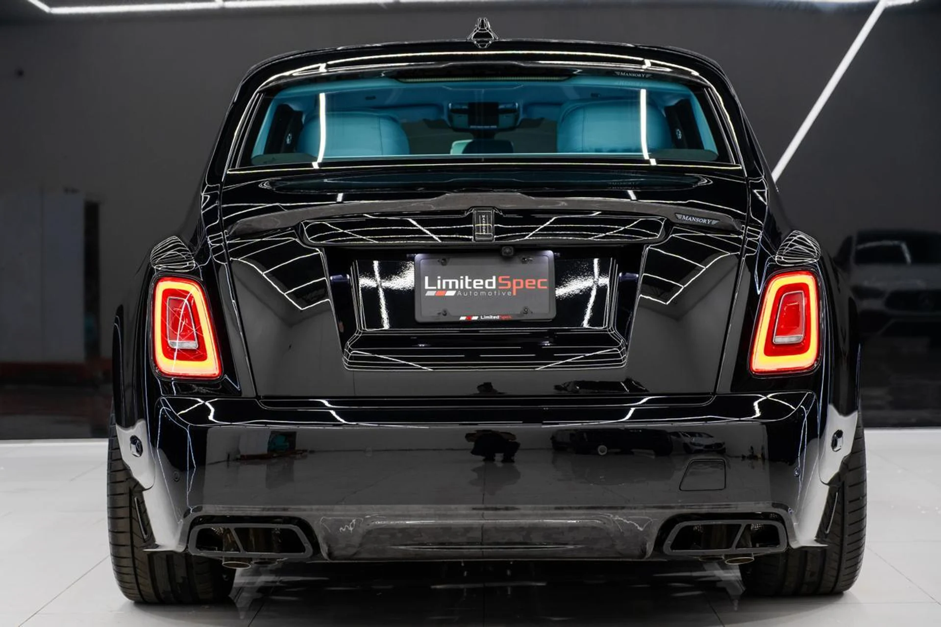 mph020_3757038199_ef7990a48a1000e8428e2f2edad343f1_40ca24507a