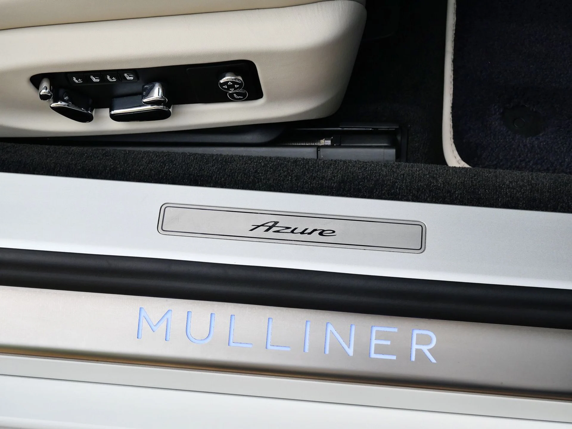 mph020_3762115433_ccd18d0faecff06c1ad99a077a326e7ex_1ea0c23cad