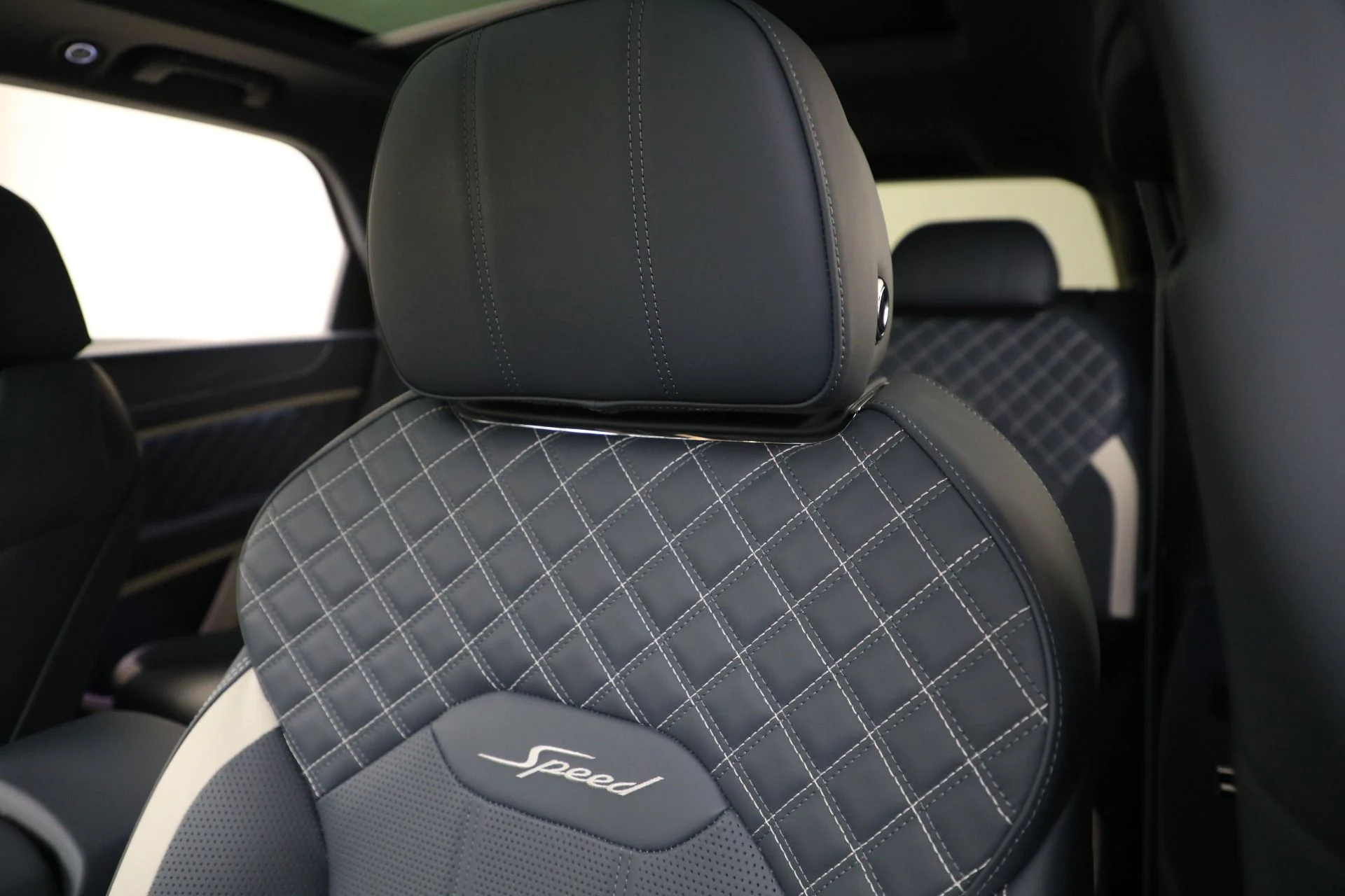 mph020_3773108446_Used_2023_Bentley_Bentayga_Speed_24960786da