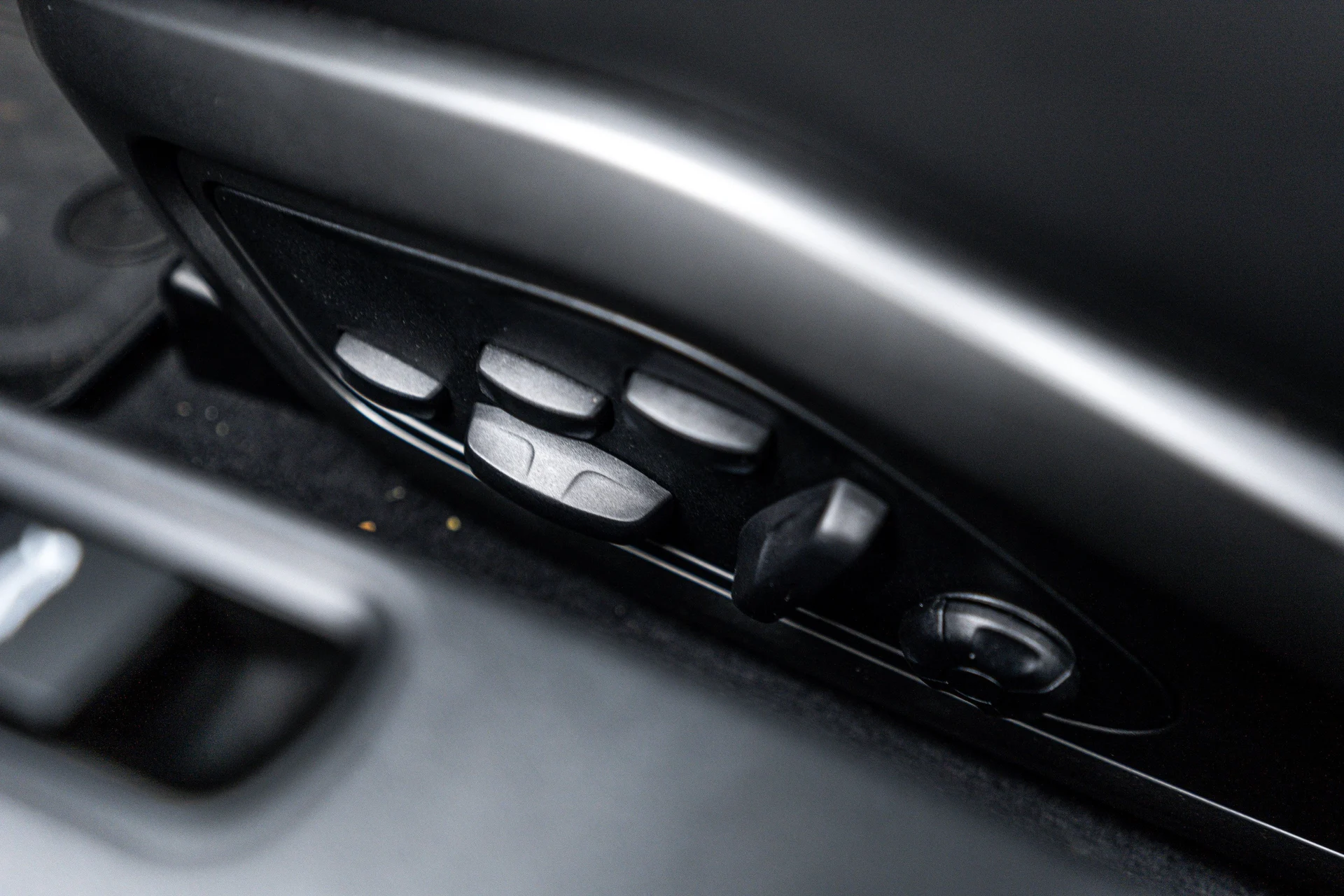 mph020_3777025511_cb59e56c55083f6b5b8ee964915a39f1_785aae9332