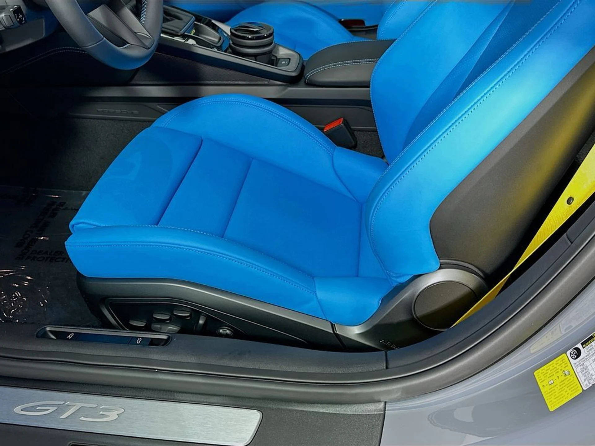 mph020_378111454_1c94e3c997b2f8946c2caf50fb0e7dbcx_5ec315f996