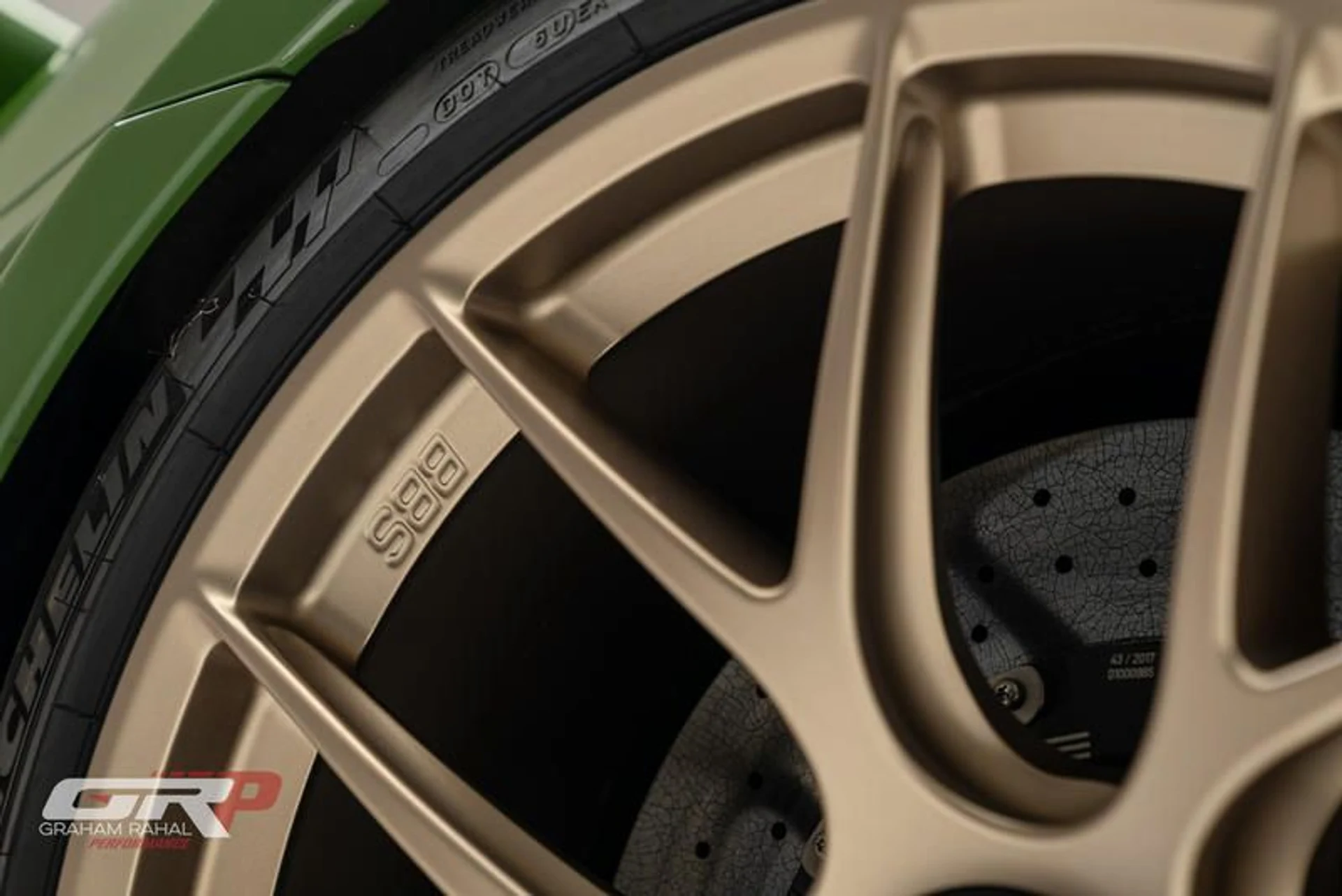 mph020_3782636579_FFFCCF_1_F_7293_4_AD_4_8_F32_81941573_BD_6_B_a4c1e1dfc7