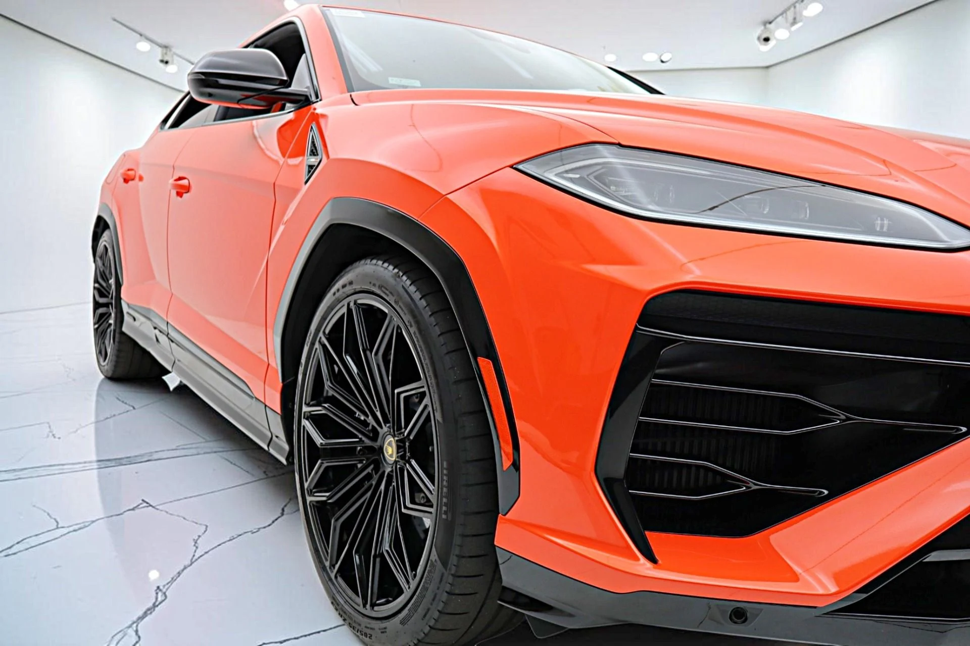mph020_3790275227_Used_2025_Lamborghini_Urus_SELEASE_OPTIONS_AVAILABLE_f424aeab6c