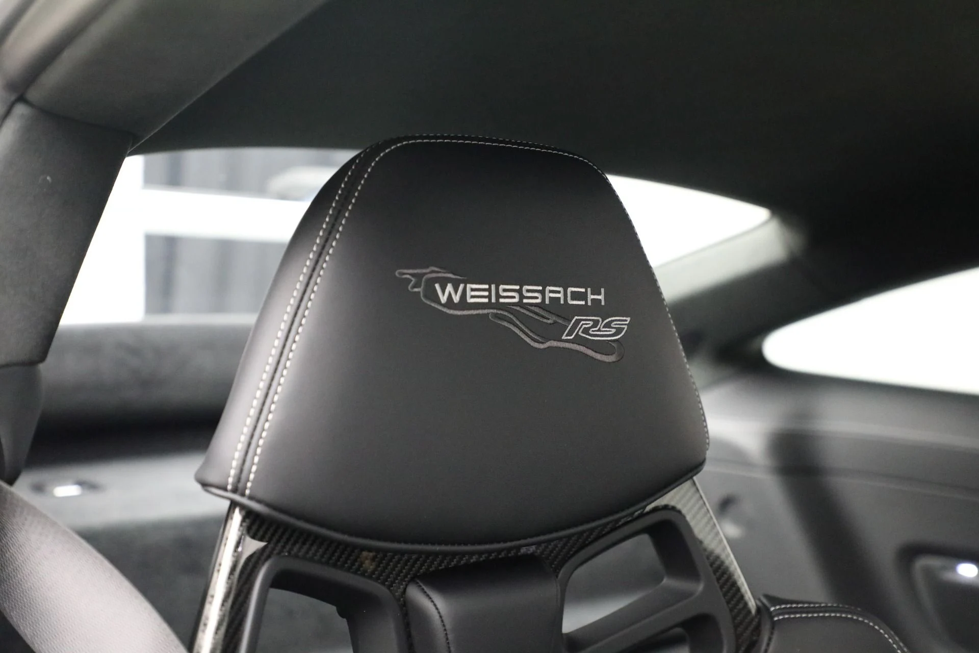 mph020_3795773128_Used_2025_Porsche_911_GT_3_RS_1762987246_f9d640f5cf