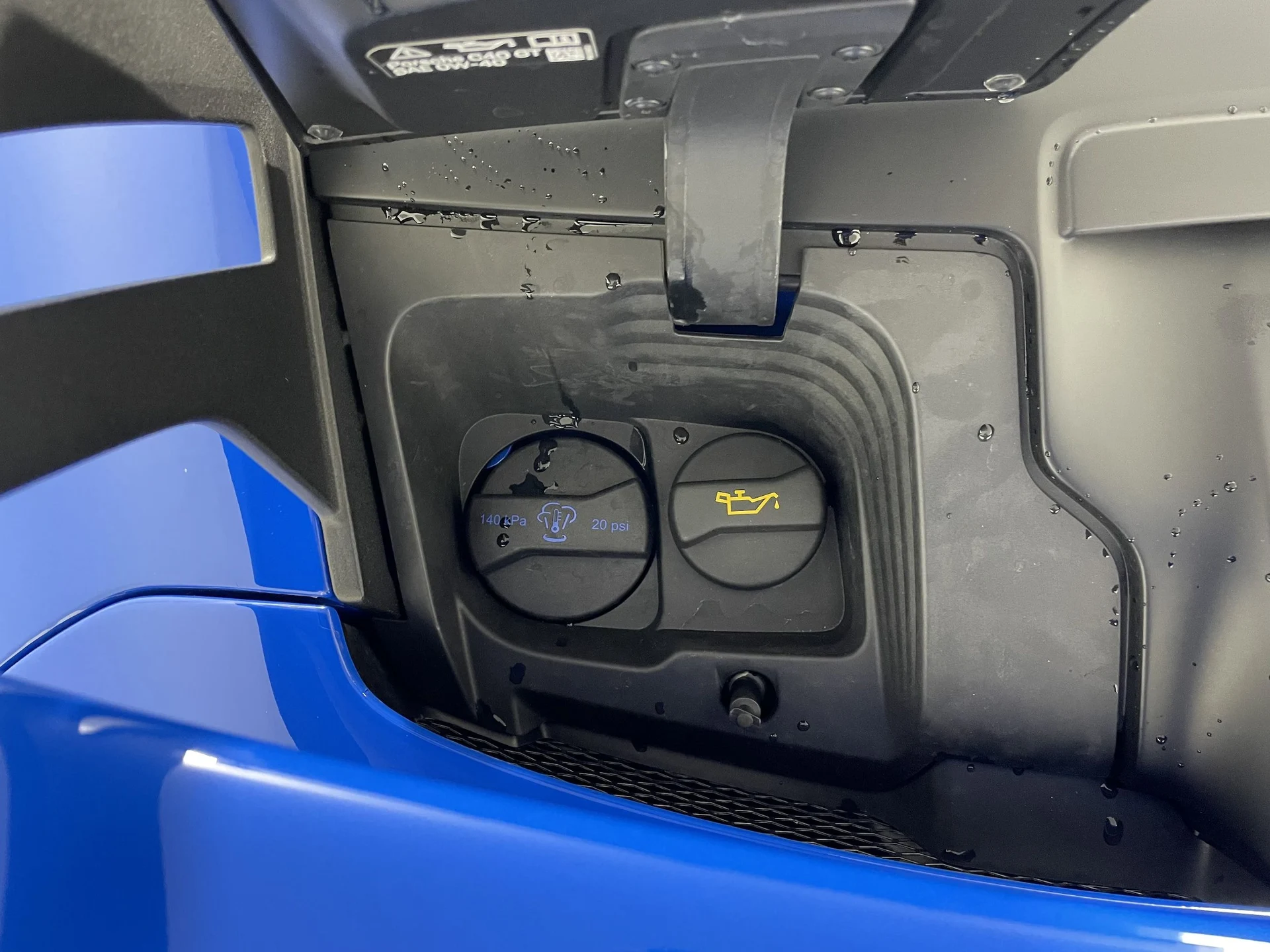 mph020_3808037109_f1db54b07b2264ee9ef9e505fee46709x_a4dd6ec178