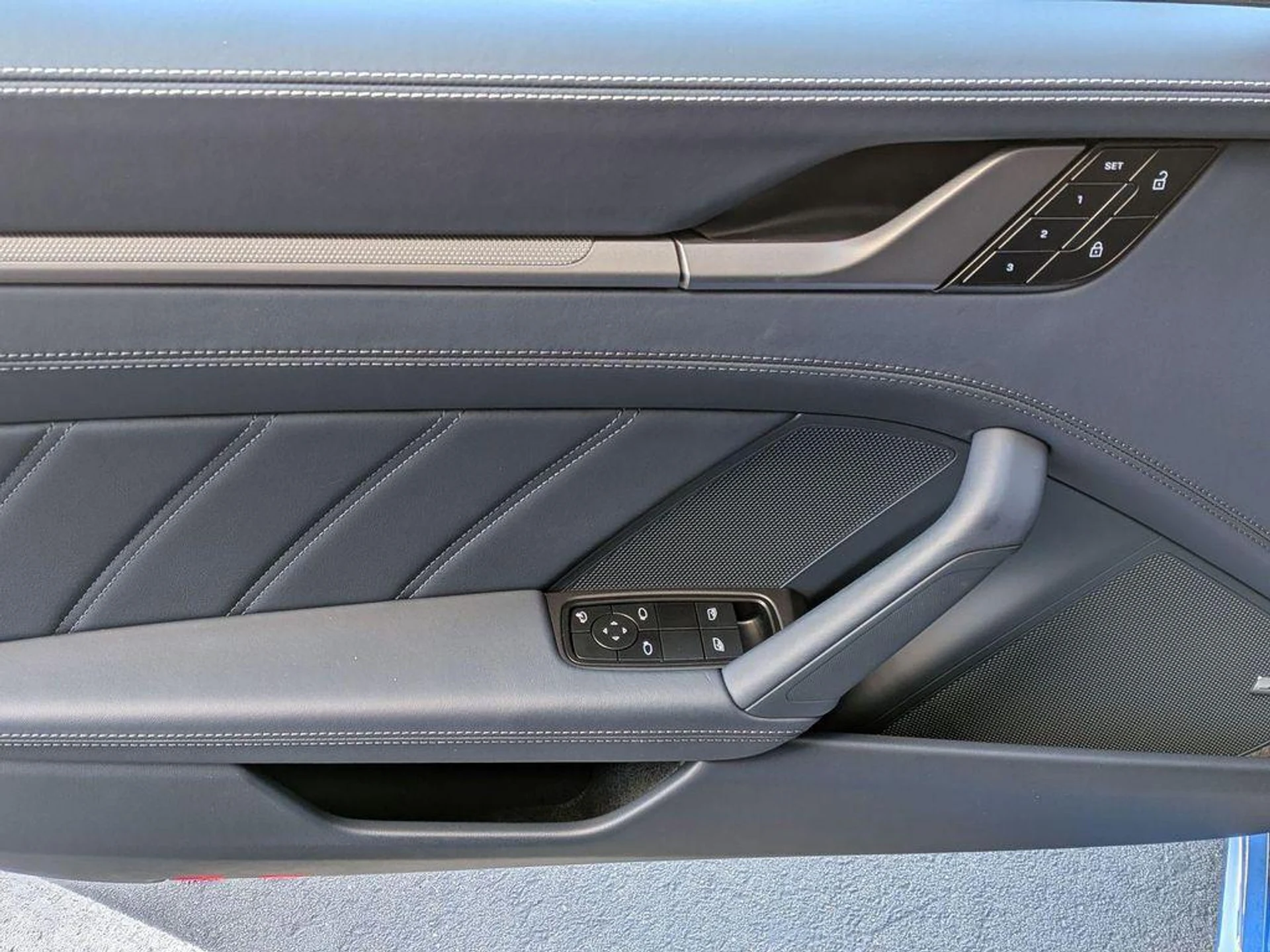 mph020_3810490937_lu_I_En_E3_M2_Gs_NC_0_Eft1_L_oq_Dpxko_5a6f0f4bfb