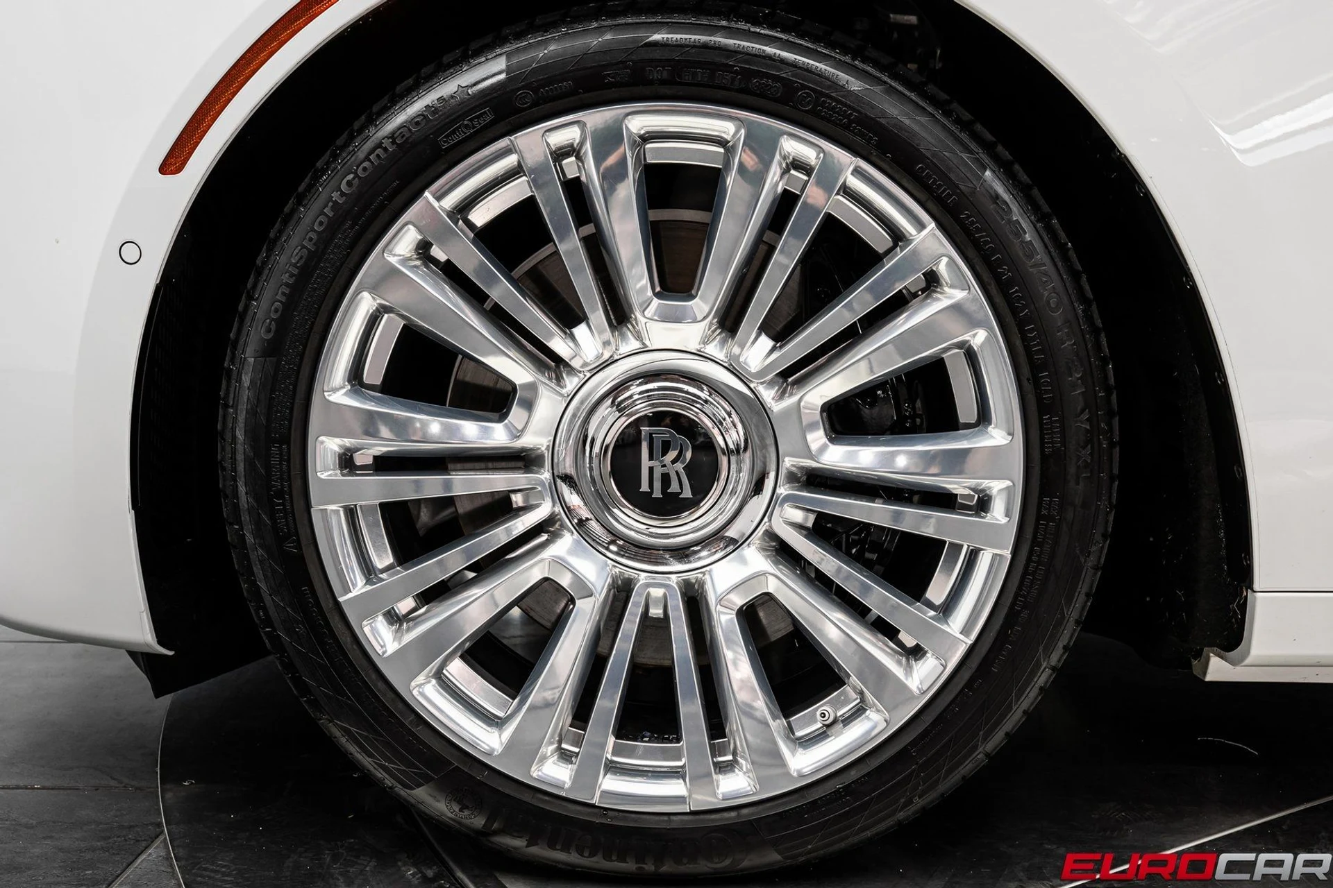 mph020_3820942871_image_21_27fcb86010