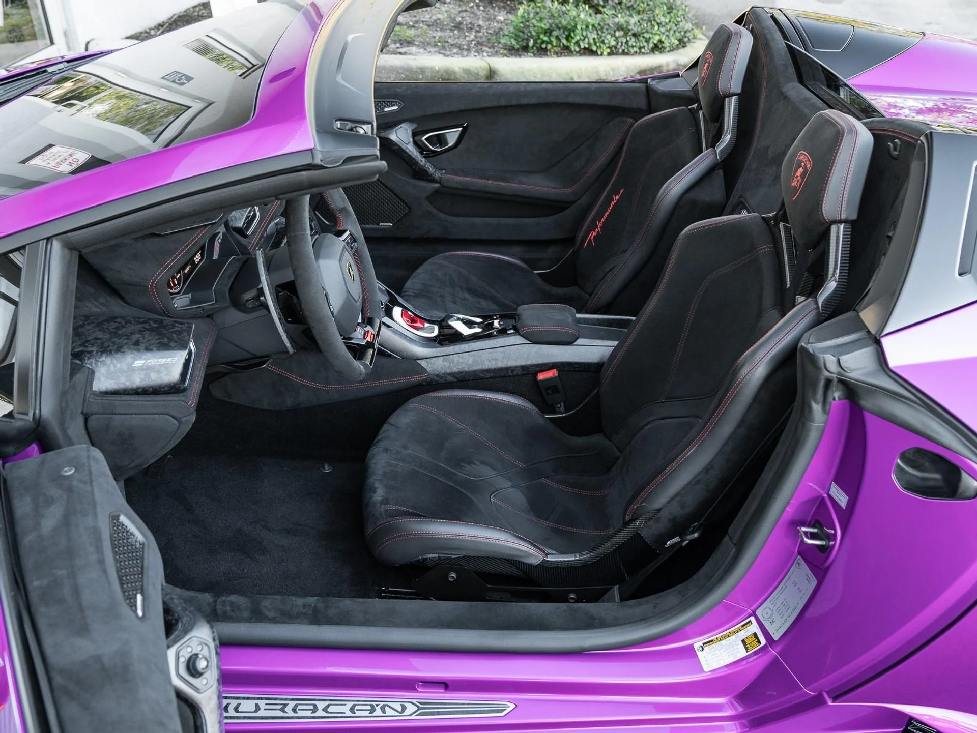 mph020_3822804108_Used_2019_Lamborghini_Huracan_Performante_1766430425_59e40d0f41