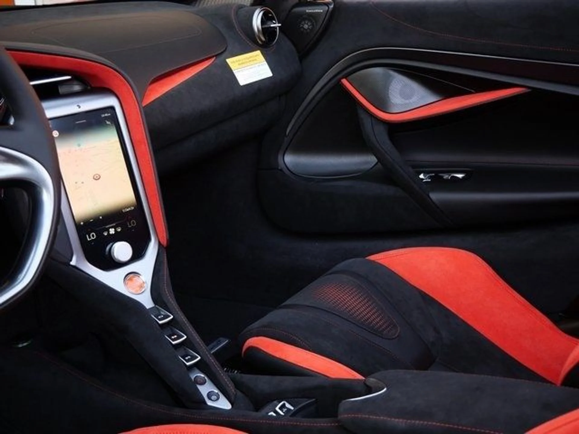 mph020_3826551101_f7571cc1aced699c757ef802c0ea70fdx_29d70c80b6