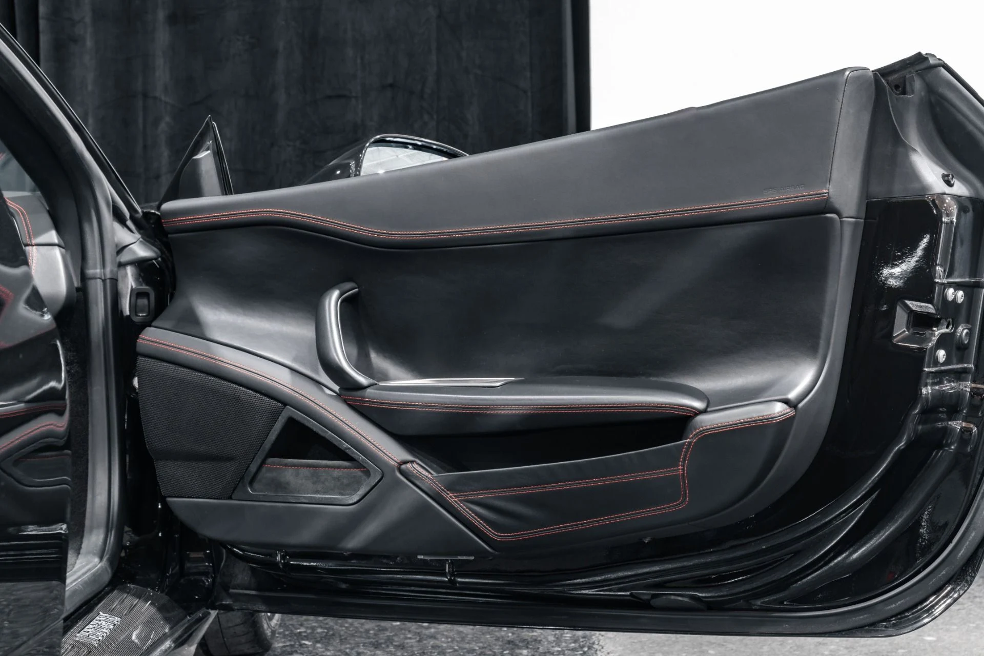 mph020_3839814423_Used_2013_Ferrari_458_Spider_FULL_Carbon_Exterior_Trim_HRE_Forged_Wheels_Novitec_Suspension_1767652553_0d20c0ebd7