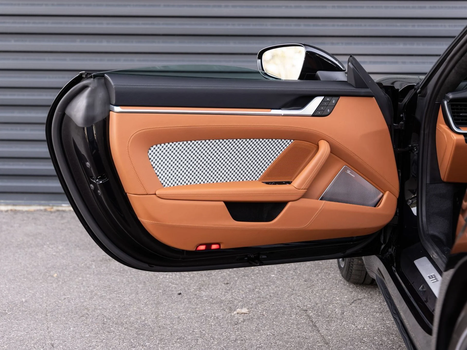 mph020_3845606773_21_ccbad469d1