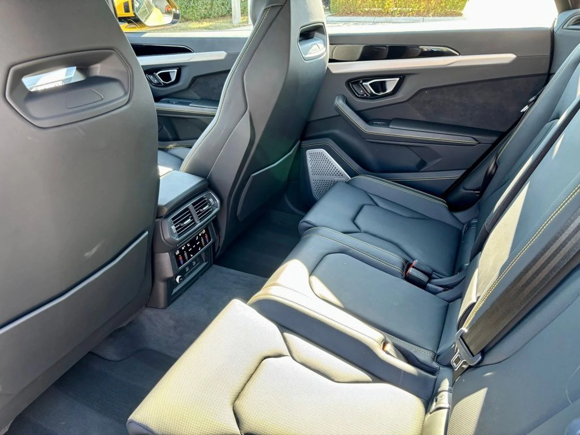 mph020_3851721621_51c5173a270f5ed96f1685986d9b0f76_d06664b39a