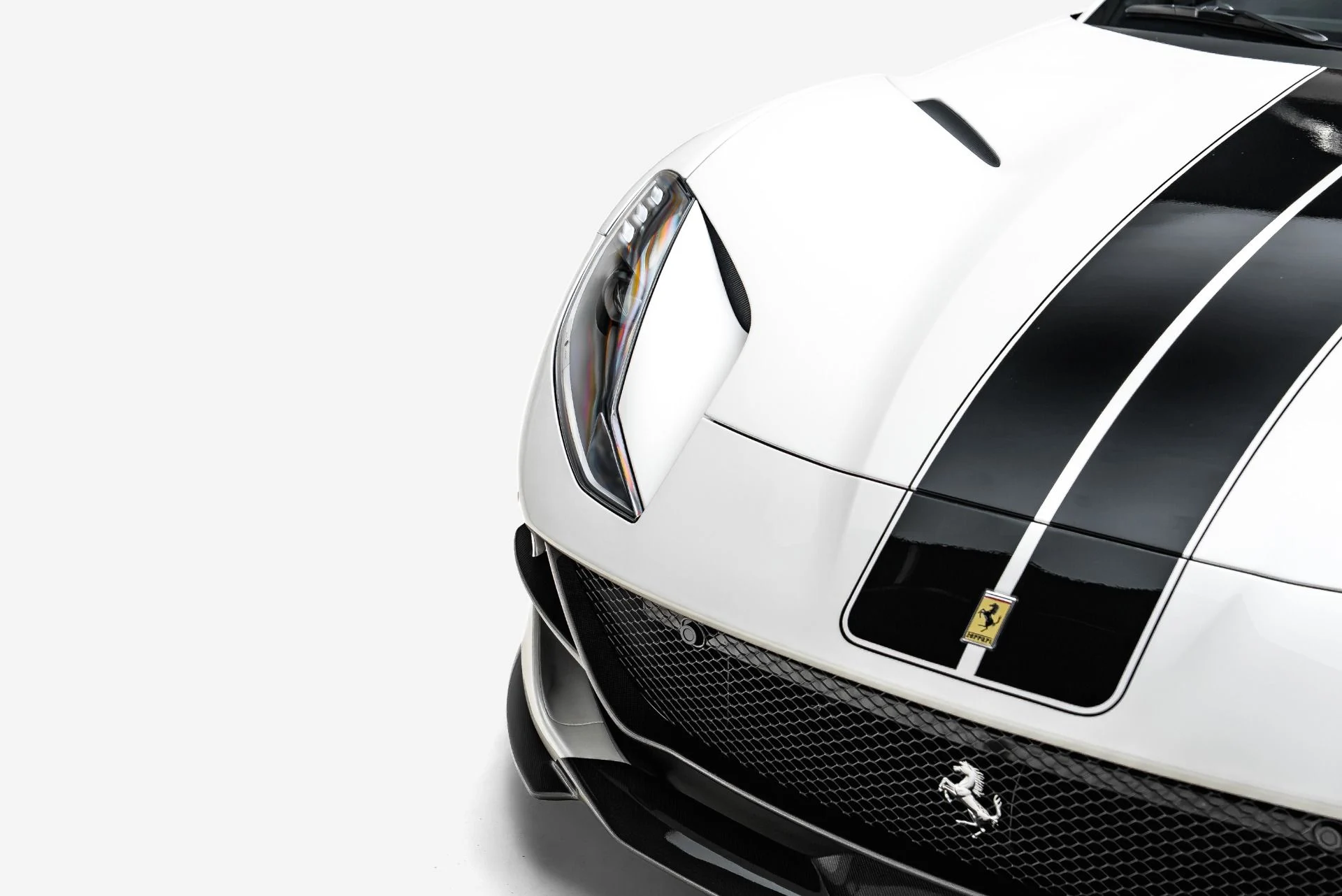 mph020_3852958864_Used_2022_Ferrari_812_GTS_1785863028_9e0fd6d905
