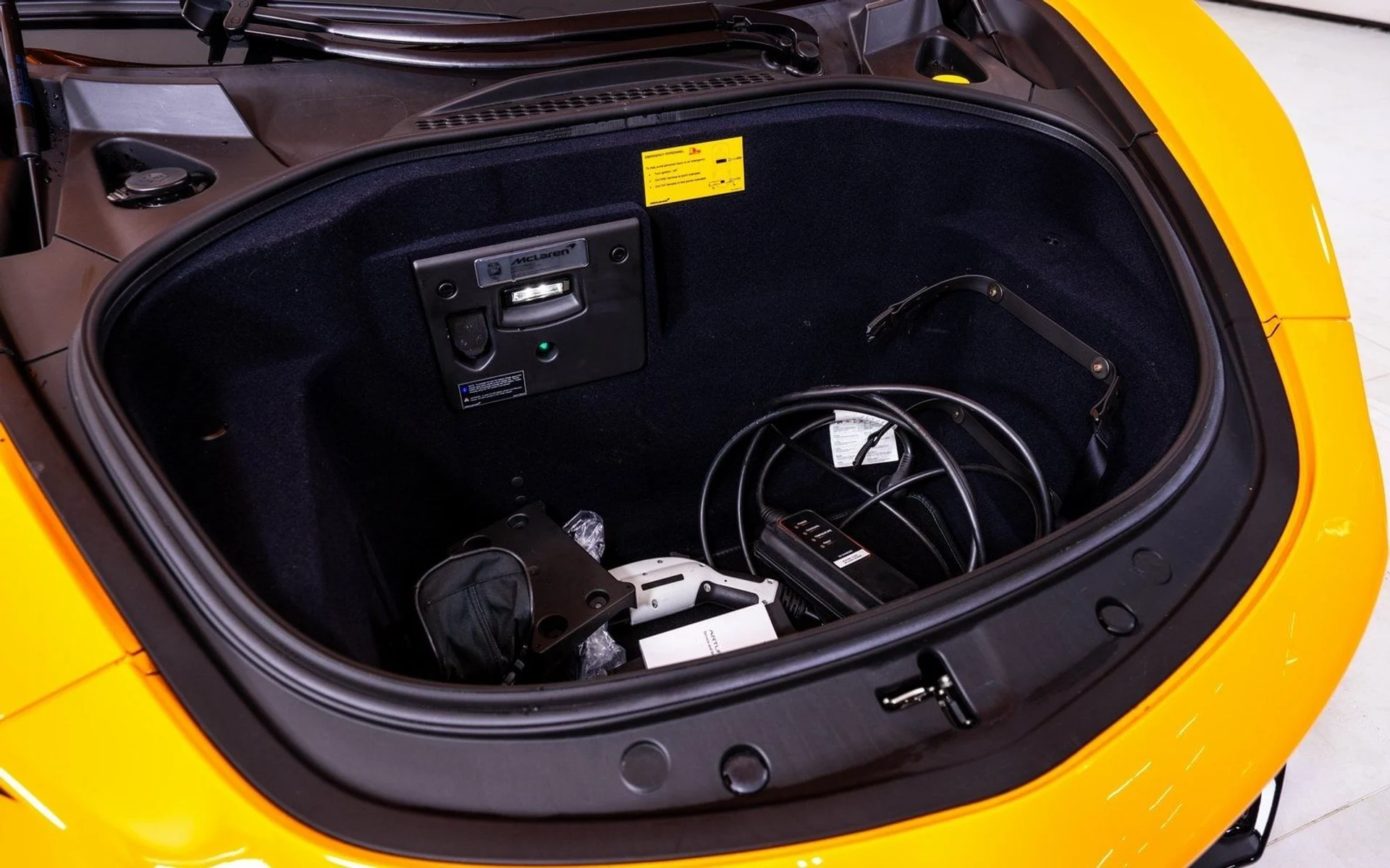 mph020_3871118538_4e792a9a3a09cfdbb2fe116935bdfd48x_4f13e44054