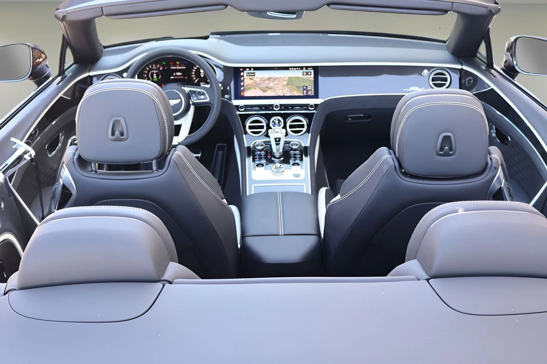 mph020_387144659_21_a57cfb82c7