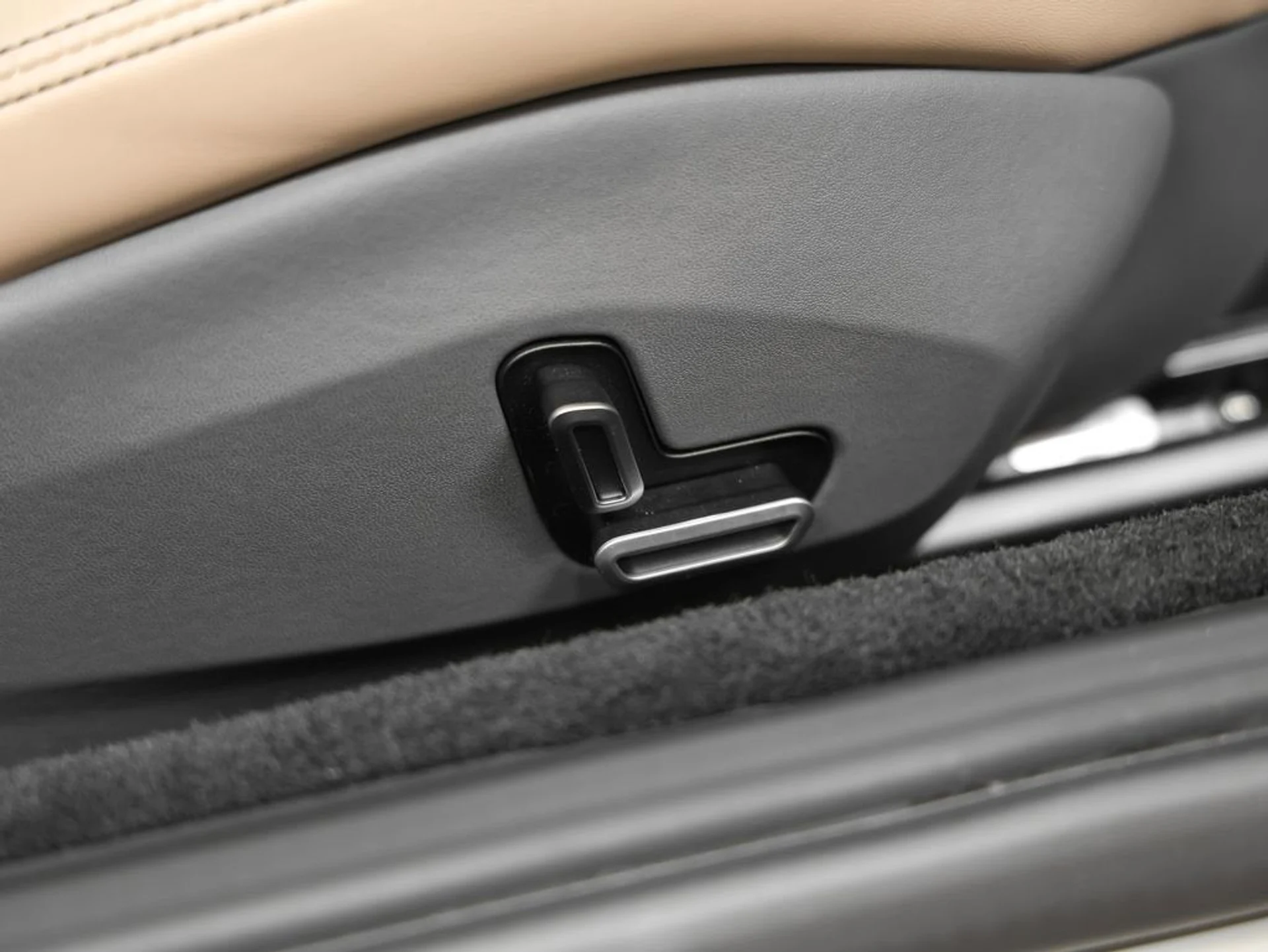 mph020_3874389689_21_2f2a2d4aad