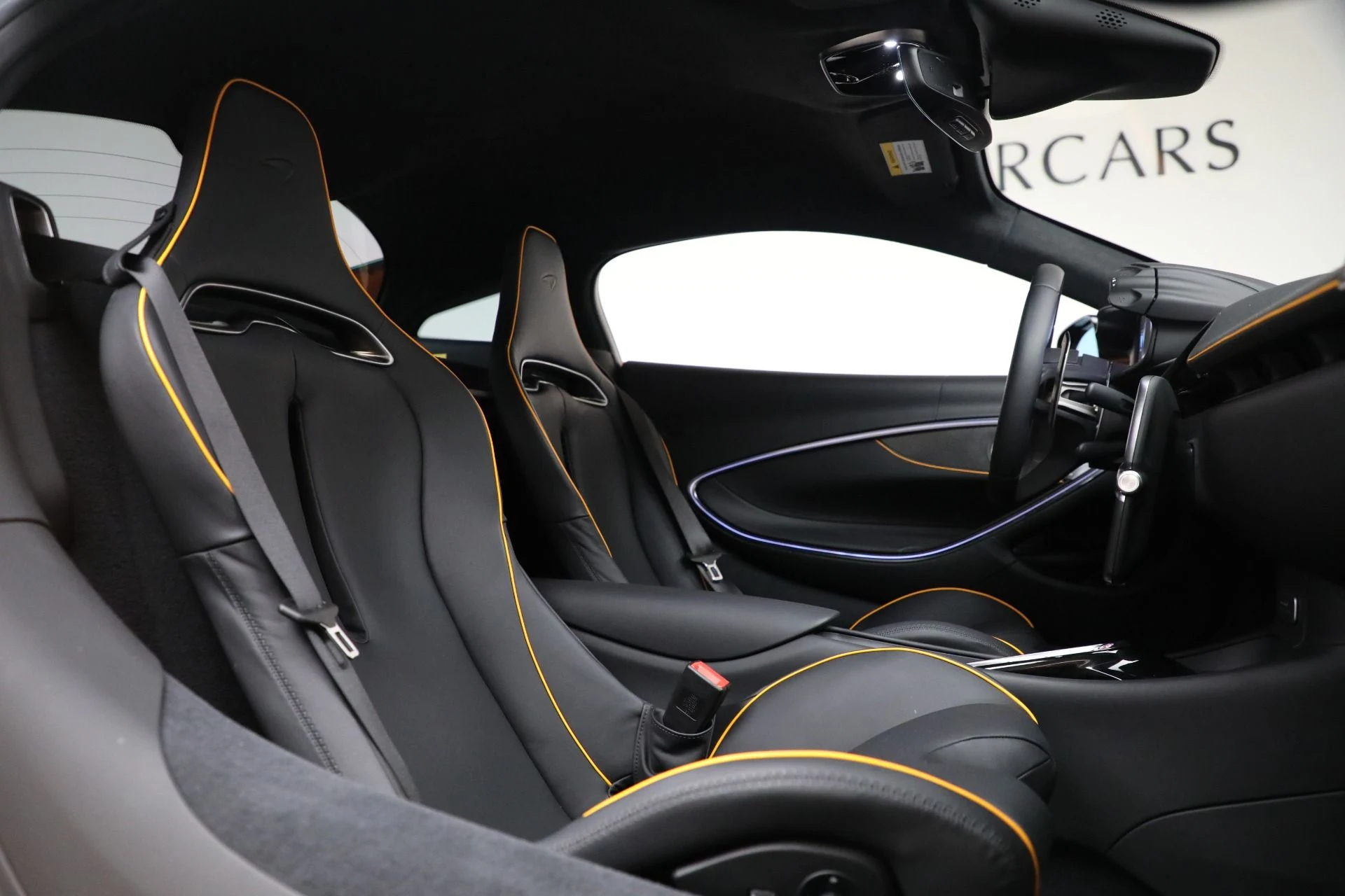 mph020_3875163637_Used_2024_Mc_Laren_Artura_Tech_Lux_2d4e956883