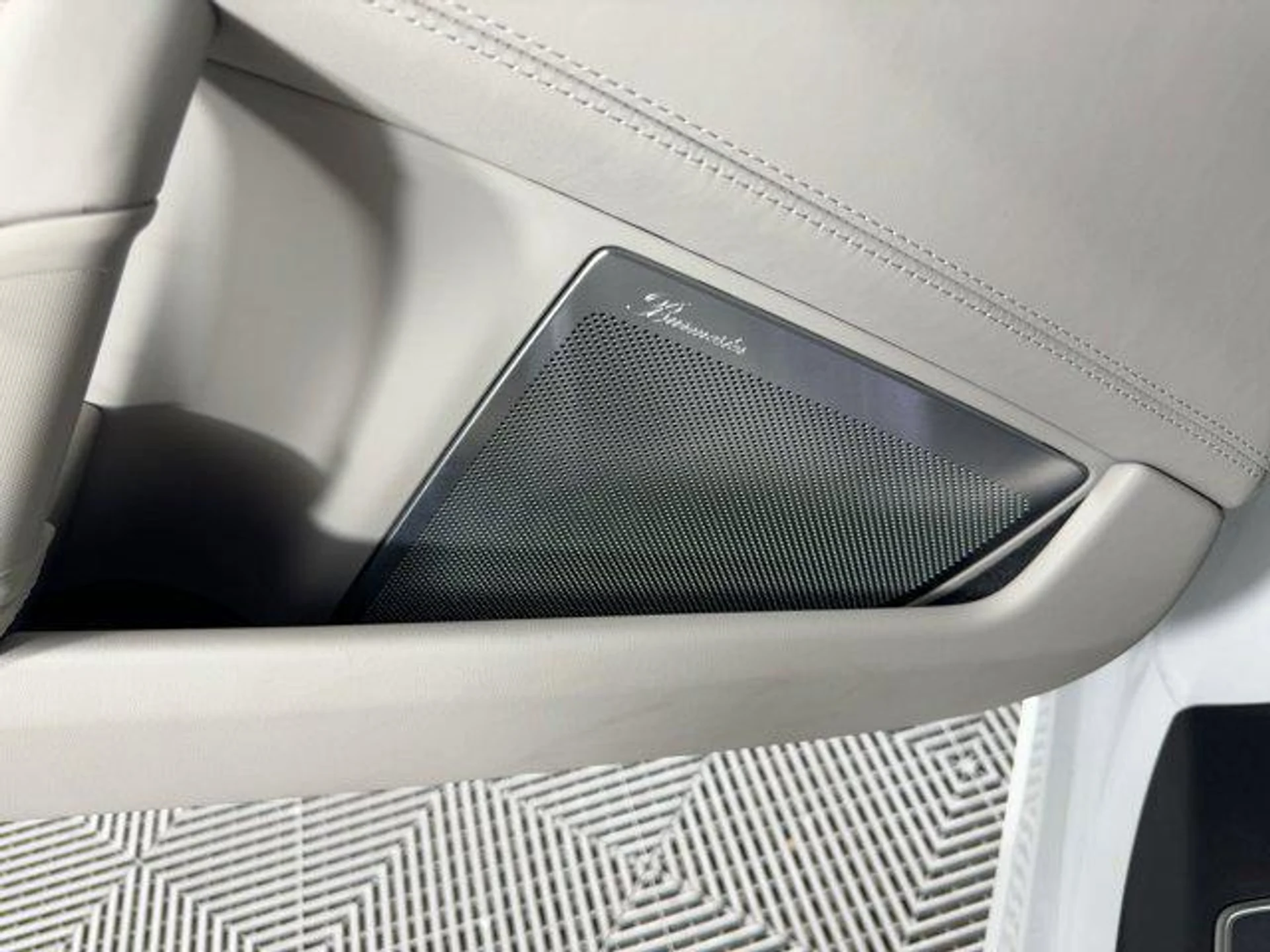 mph020_3890882344_m_O3_H6_Rtz_AXTV_5i_Wlsm_X_Qg42_I5jw_c091befb76