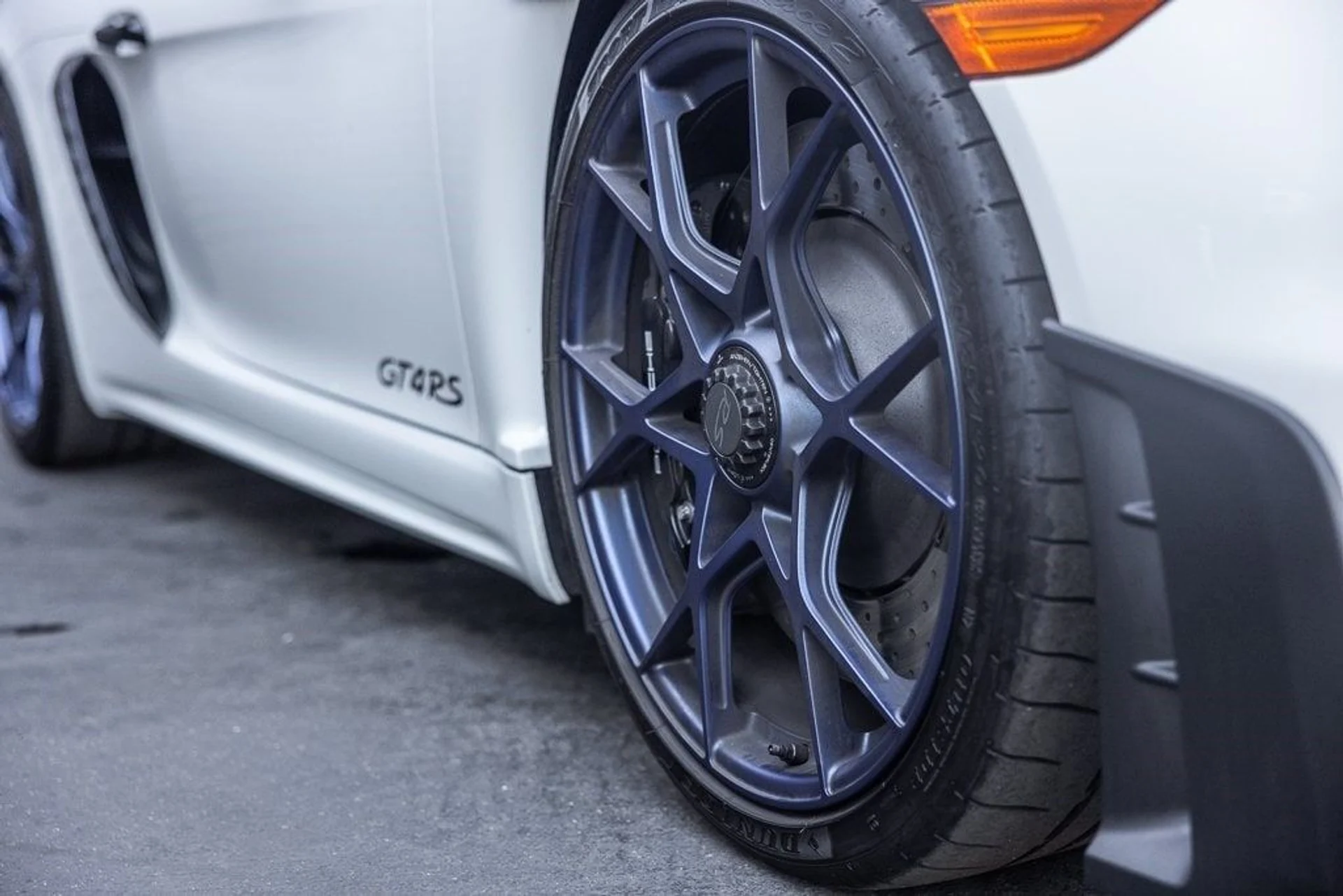 mph020_3891084106_42ab6e72c3f5b22472a42245317f6ee6x_40518b8fe6