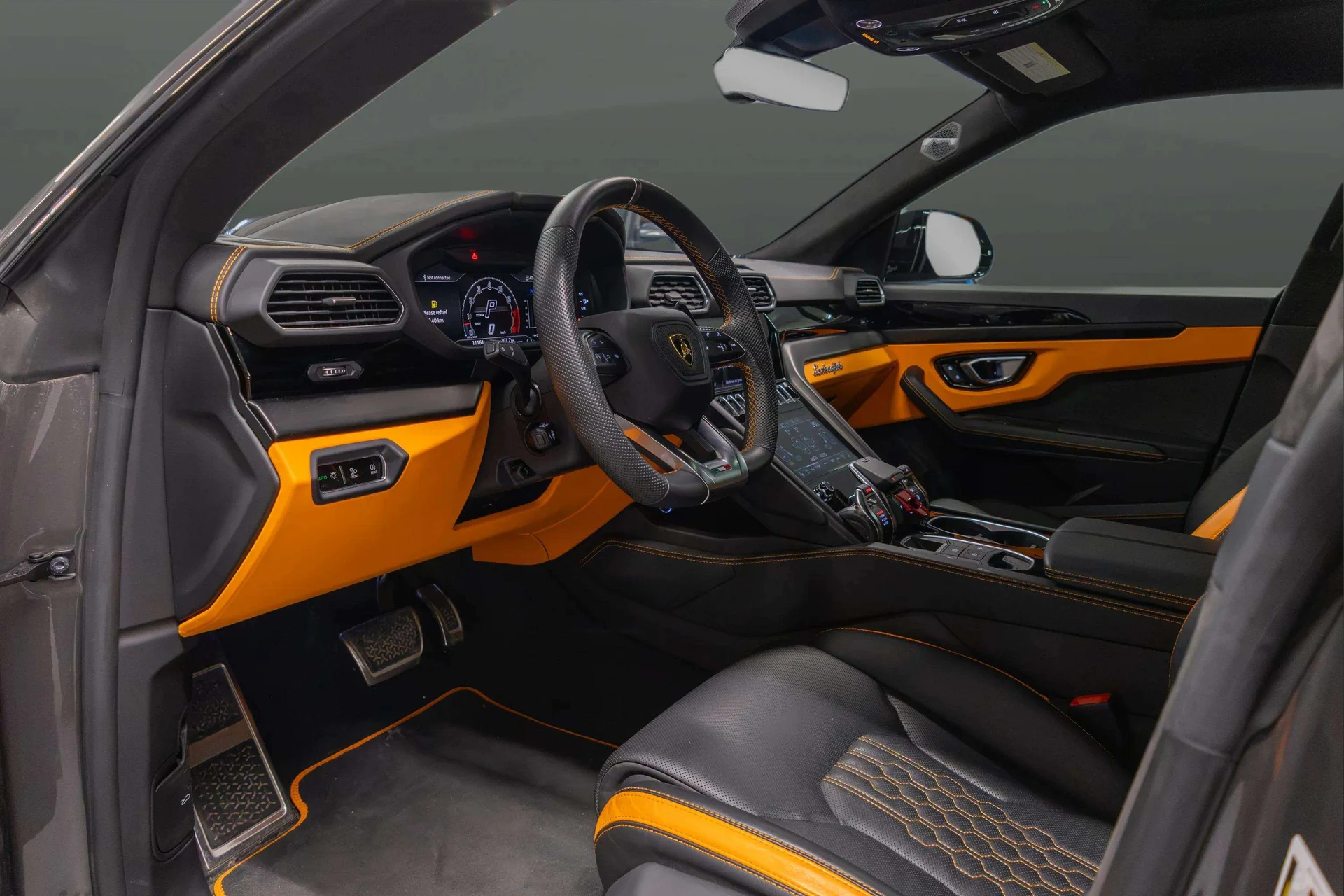 mph020_389910291_bb82a35c_dcac_46b6_a62b_74d0416e6175_202420_Lamborghini20_Urus20_S2028_ZPBCB_3_ZLXRLA_3431329_21_513edab3bc