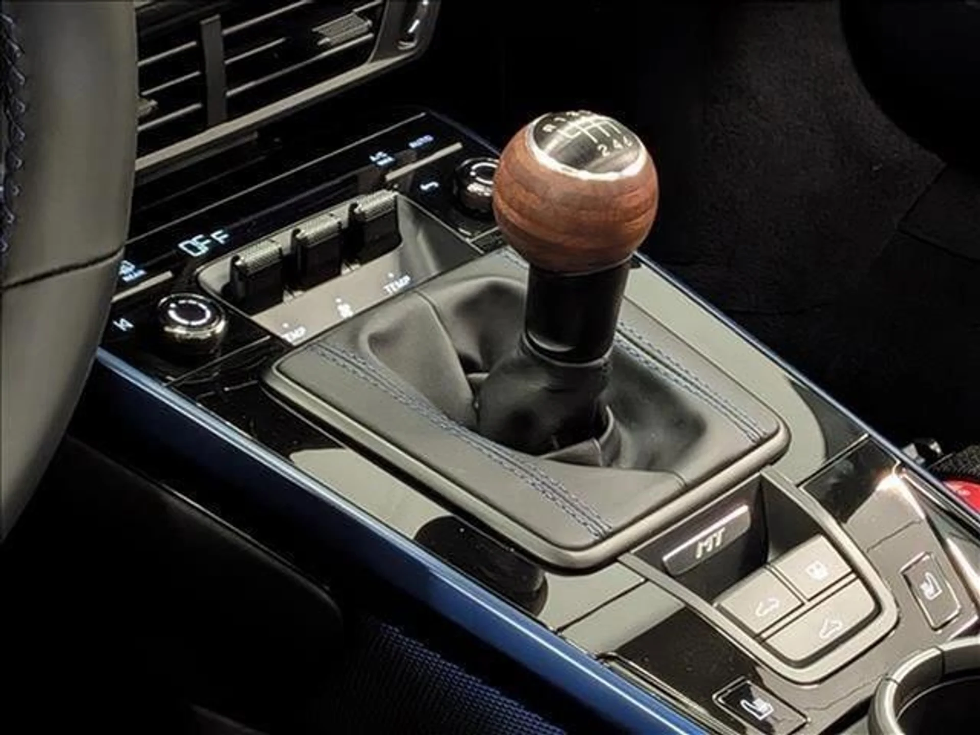 mph020_3904458049_K0_X_y7fvogisp_PK_Nu_Cefpoll_Ei_I_1dc74eb86d