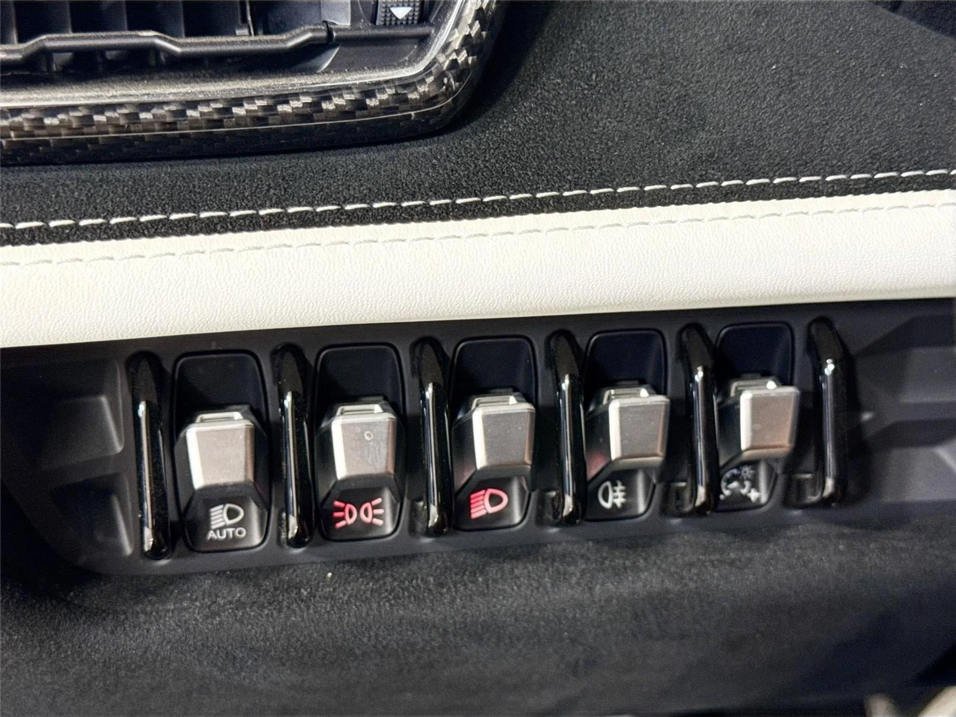 mph020_390659392_261a4ef47d746b2e51f832b84f91f4c4_94d6683052