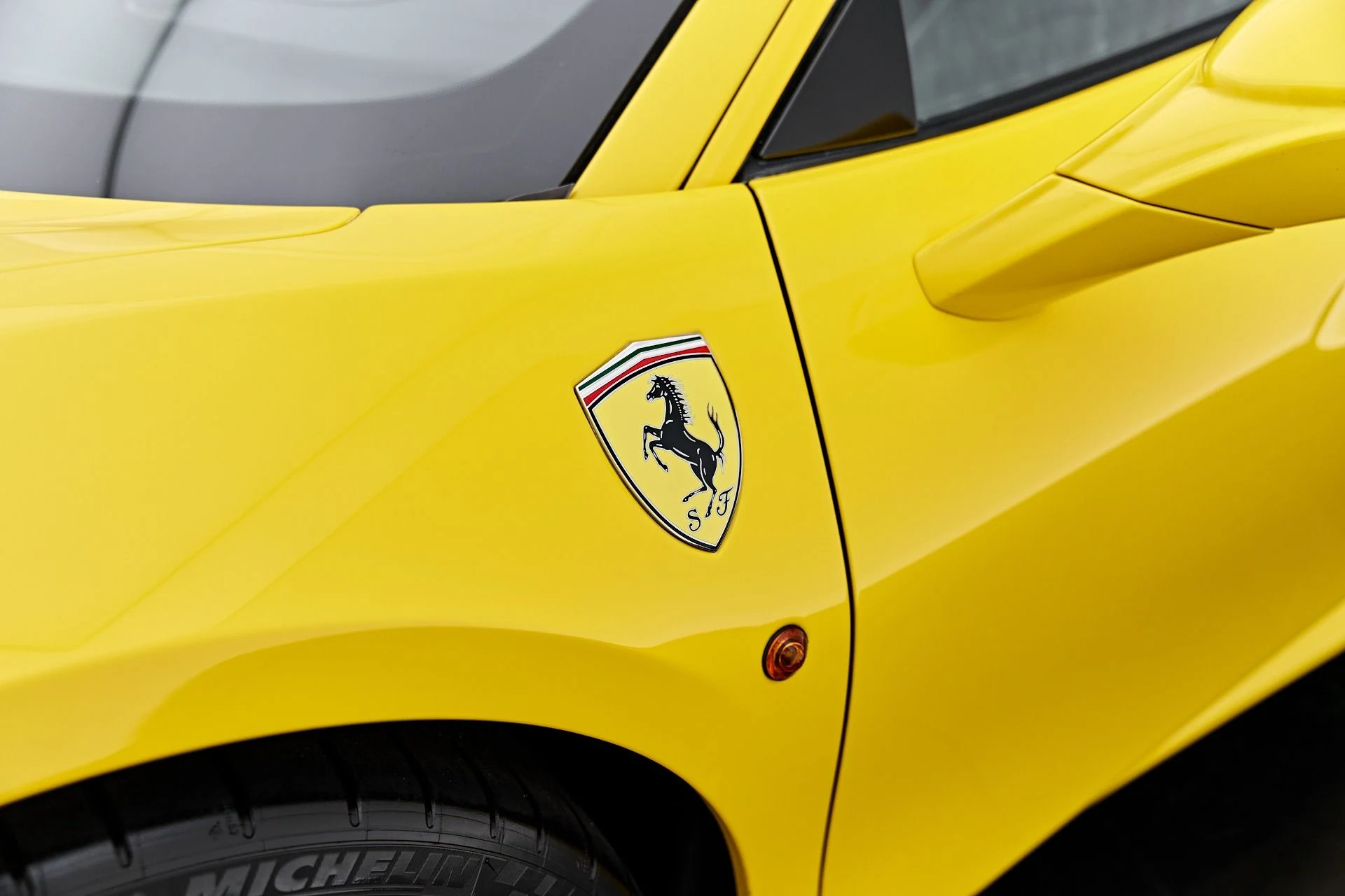 mph020_3927804248_Used_2017_Ferrari_488_GTB_Base_1791401163_dd819a226e