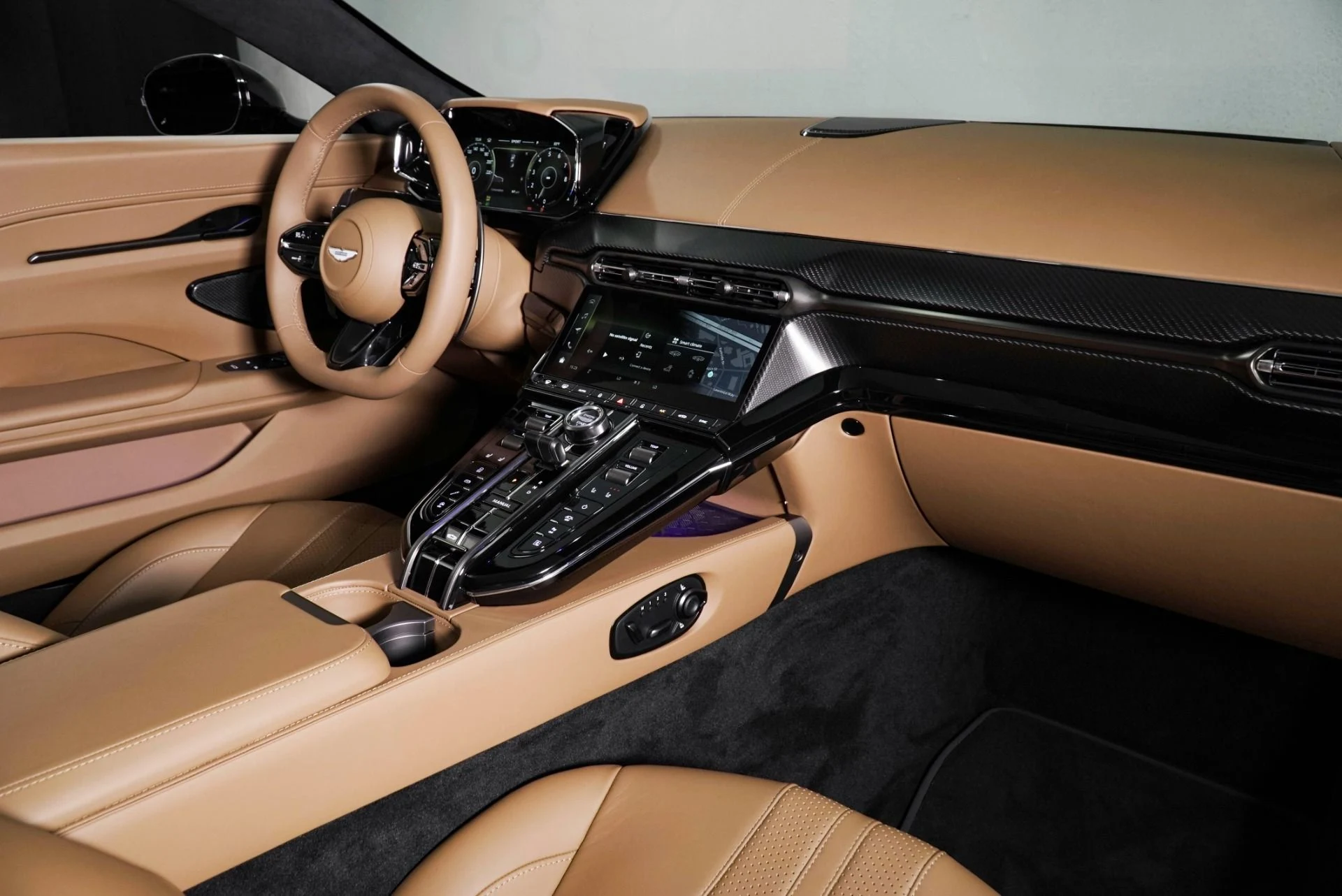 mph020_3927892300_New_2026_Aston_Martin_Vantage_S_1787200959_2753378dff