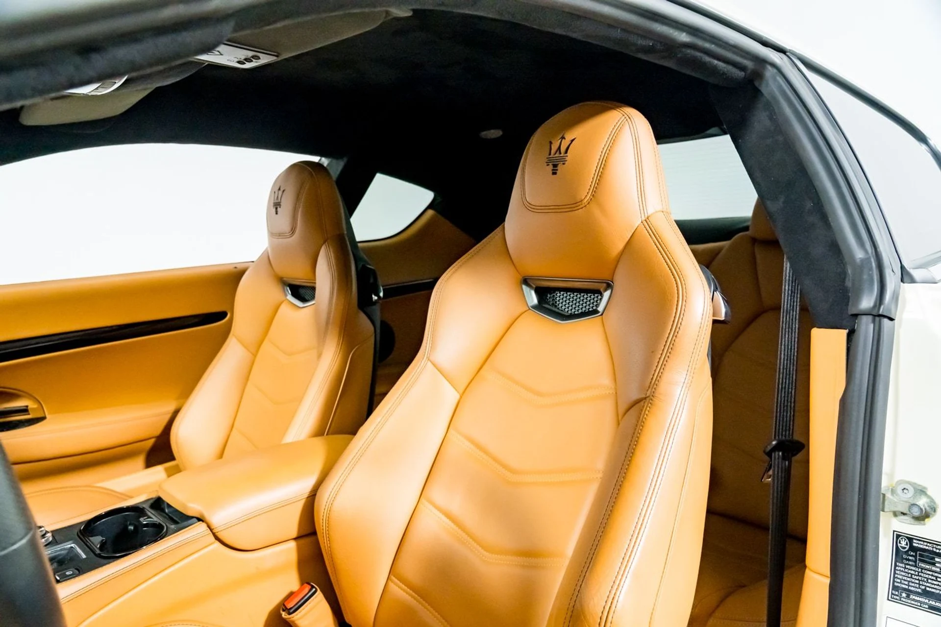 mph020_3928012210_70a2d9cabfae4b8ba7b83f4b21758d2a_f2fb2e6386