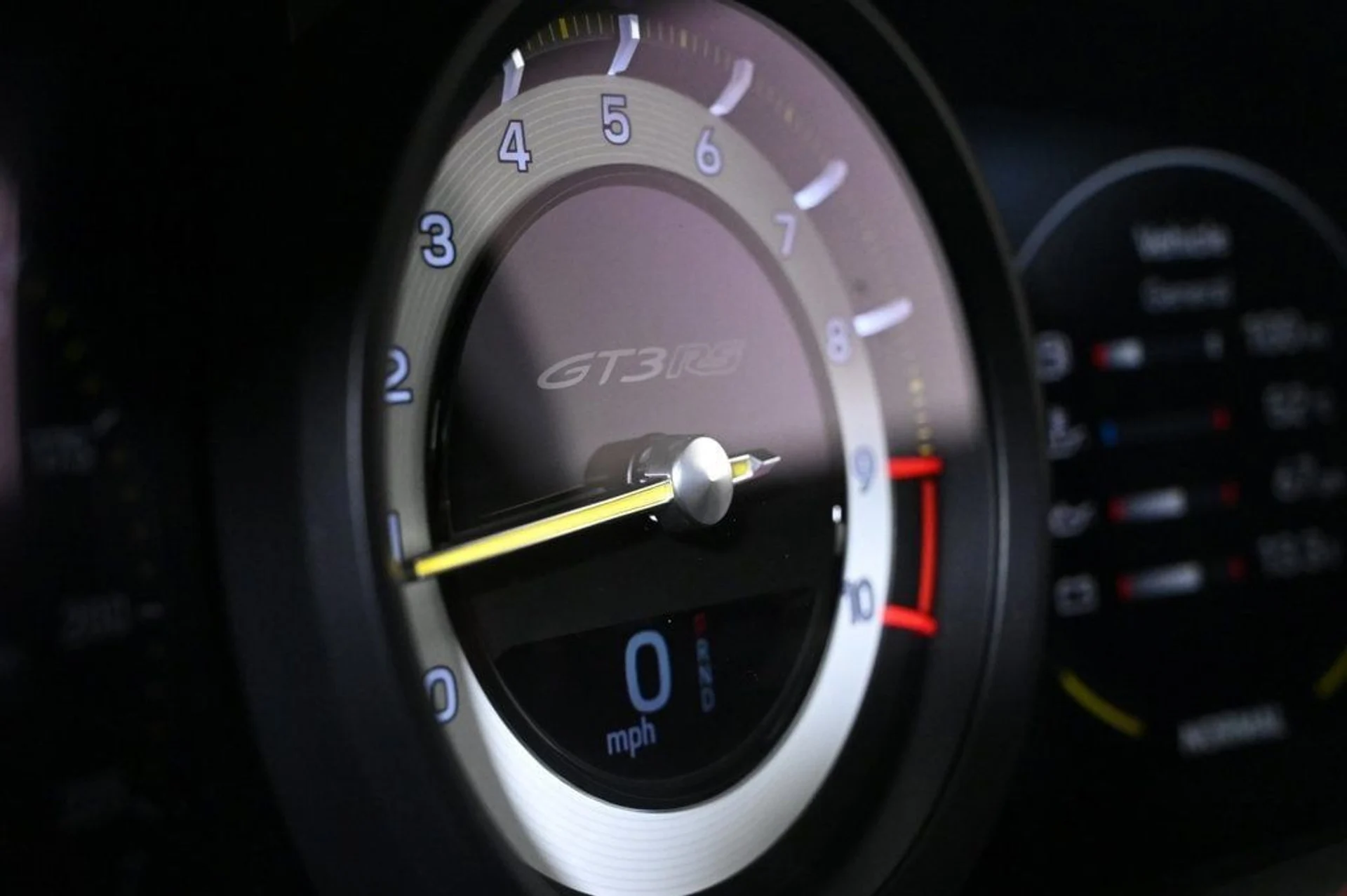 mph020_3932614694_8b9792bc326c4f4a9ff6c421773e01f2_665cb1cffd