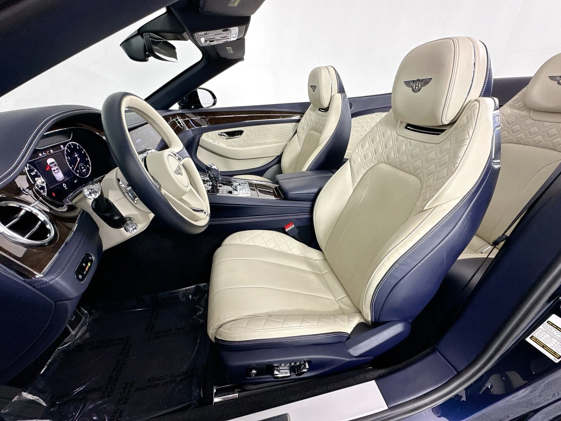 mph020_3934507846_21_f29af076ef