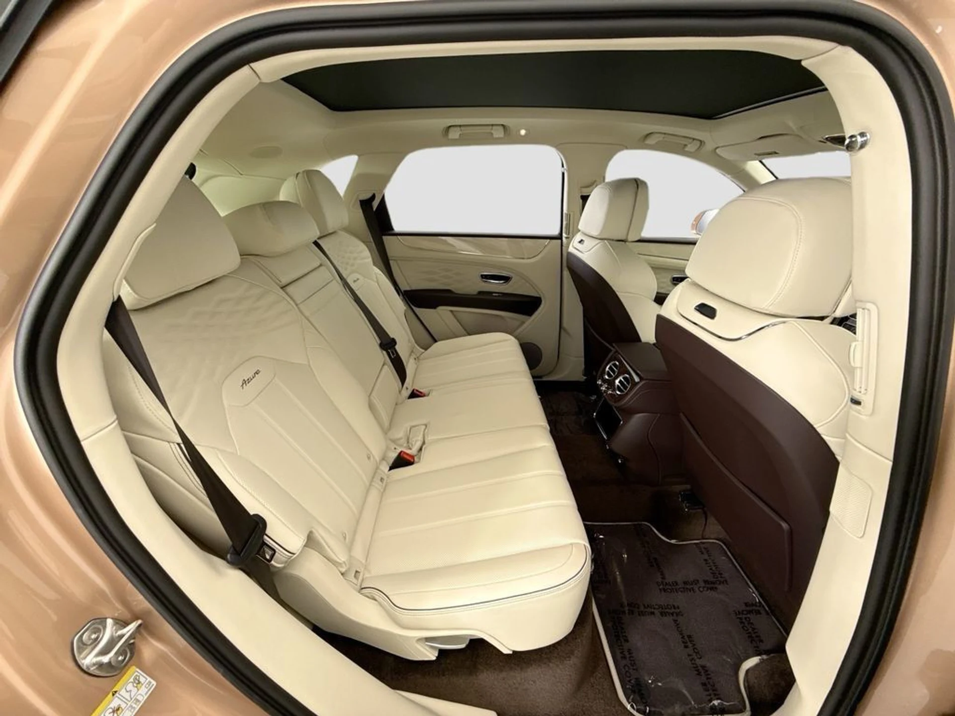 mph020_3936517949_new_2026_bentley_bentayga_8119_23010475_21_1024_430e0afd30