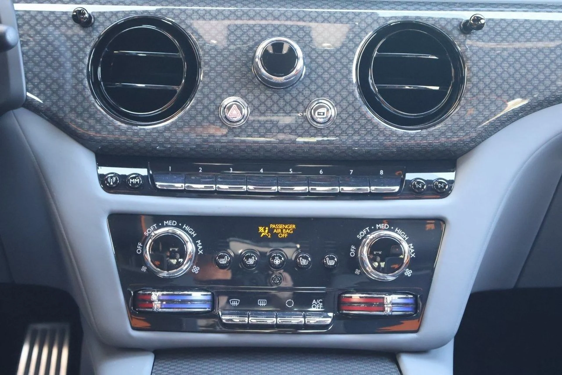 mph020_3939369303_21_5cce195f3f