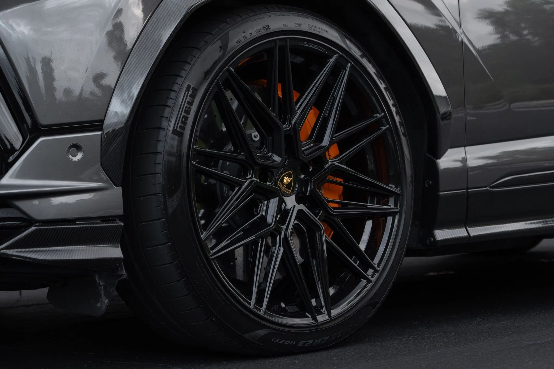 mph020_3942120922_Used_2023_Lamborghini_Urus_Performante_1764644913_57d503e684