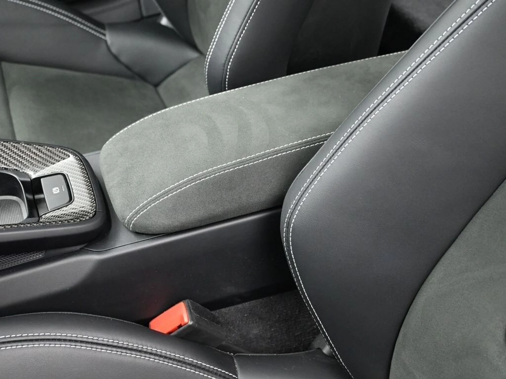 mph020_3942576100_f5558fc2342085a140bda8c6f47514c8x_7067cd851e