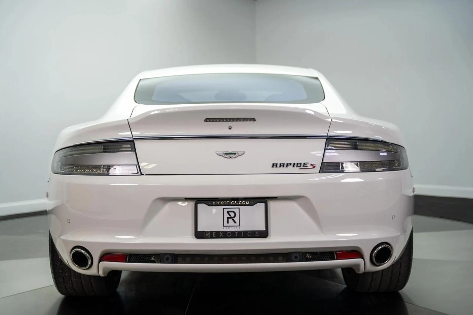 mph020_3945572011_adb260614ff6d4fecbec05fe7c286784_c90f11070c