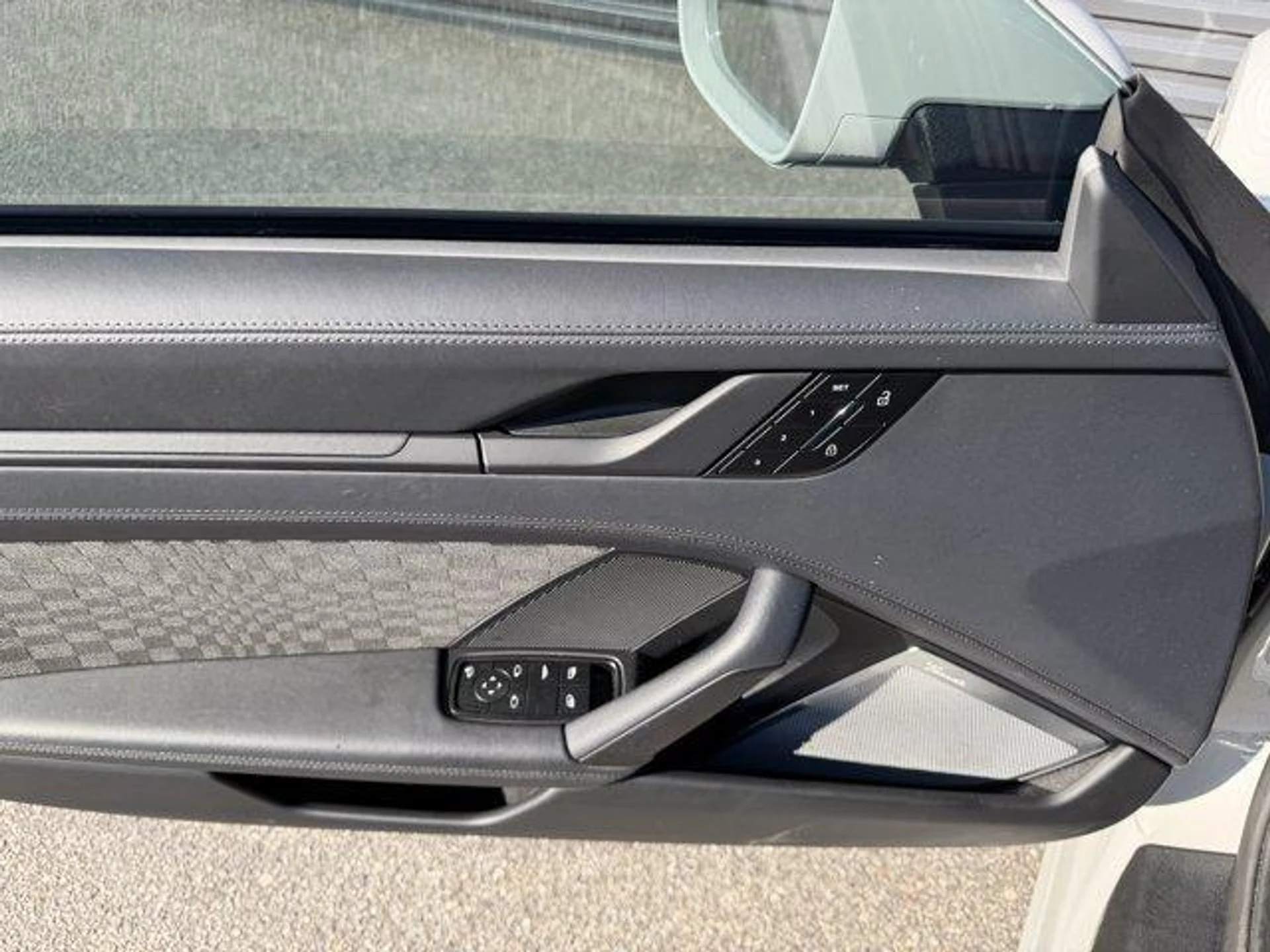 mph020_3950415235_p_QBW_Xj_P_Cr_I1_Rxn_A_z9_5cbw_SVE_06fd3163f8