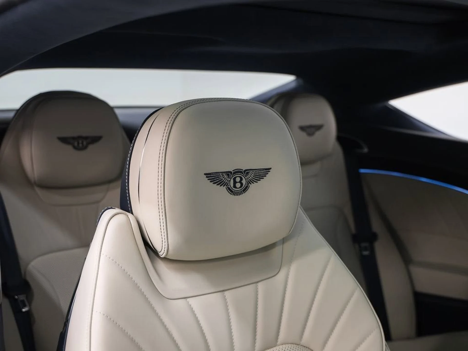 mph020_395386791_21_7e9718cfce